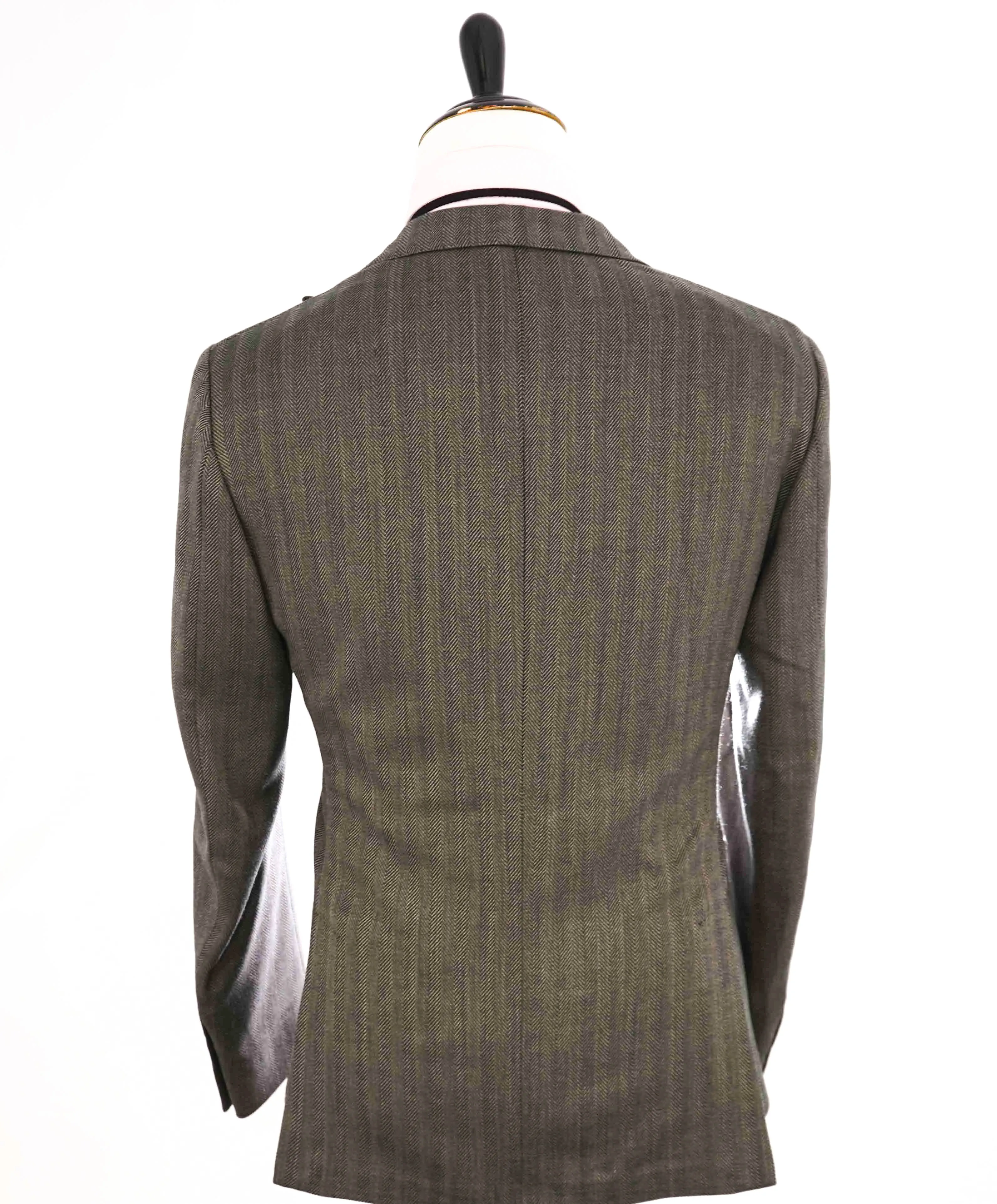 $1,395 ELEVENTY - Green Herringbone Peak Lapel Blazer - 40 (50 EU)