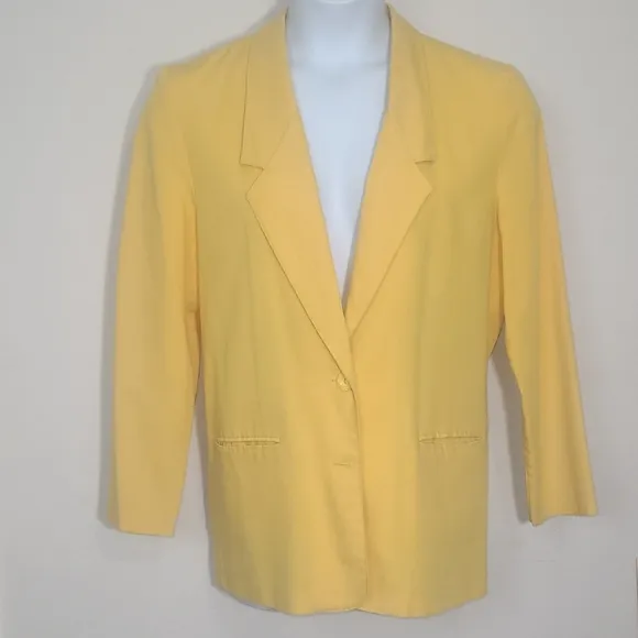 Alfred Dunner Yellow Blazer Pockets Button Unlined Lightweight Classy Hip Length
