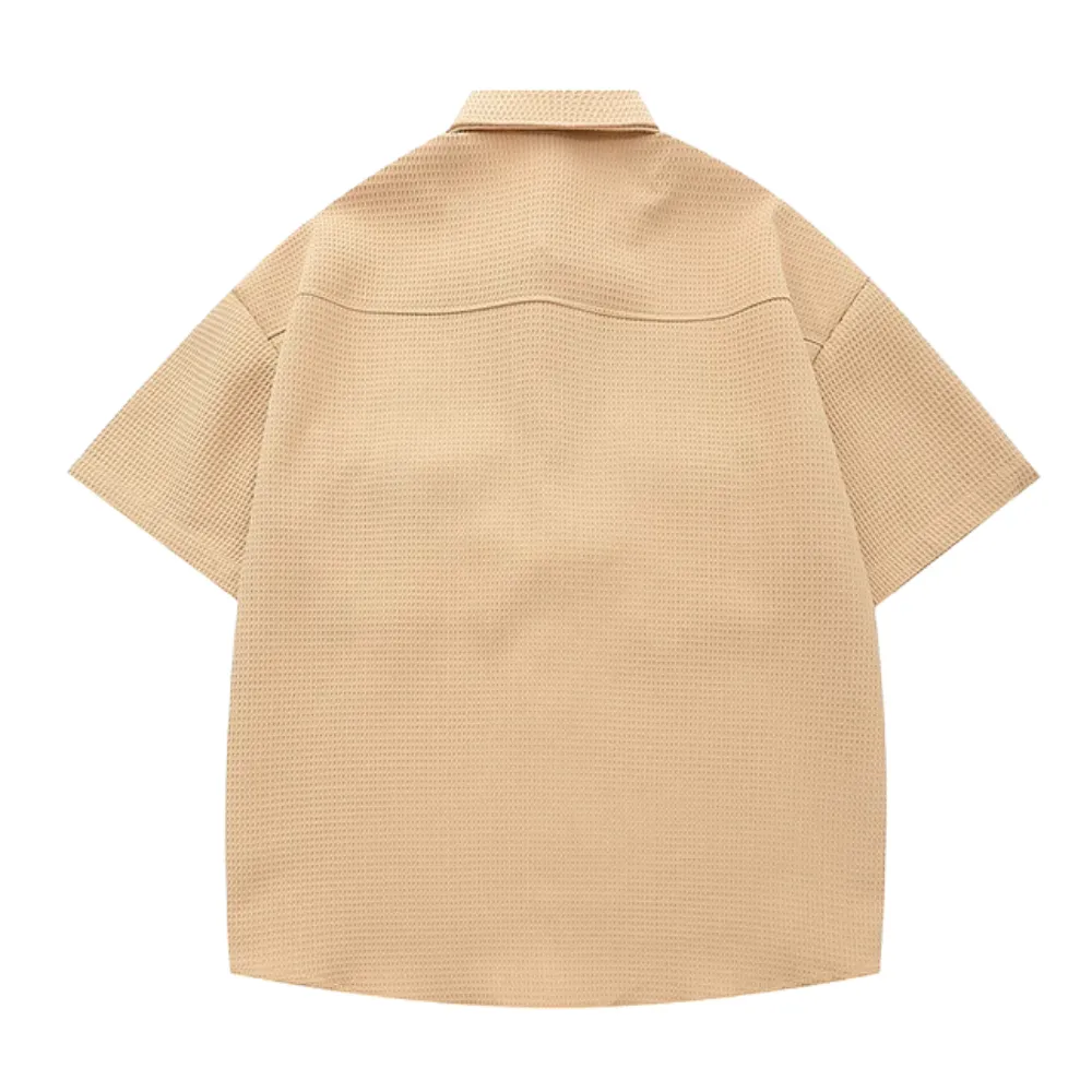 American Couple's Loose Shirt