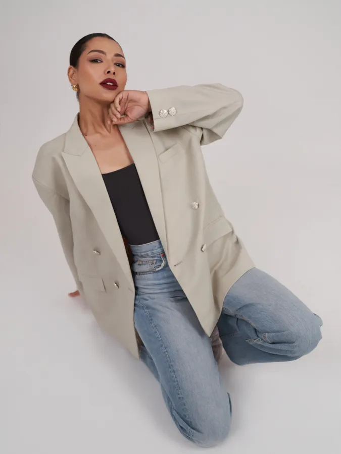 Anora Blazer
