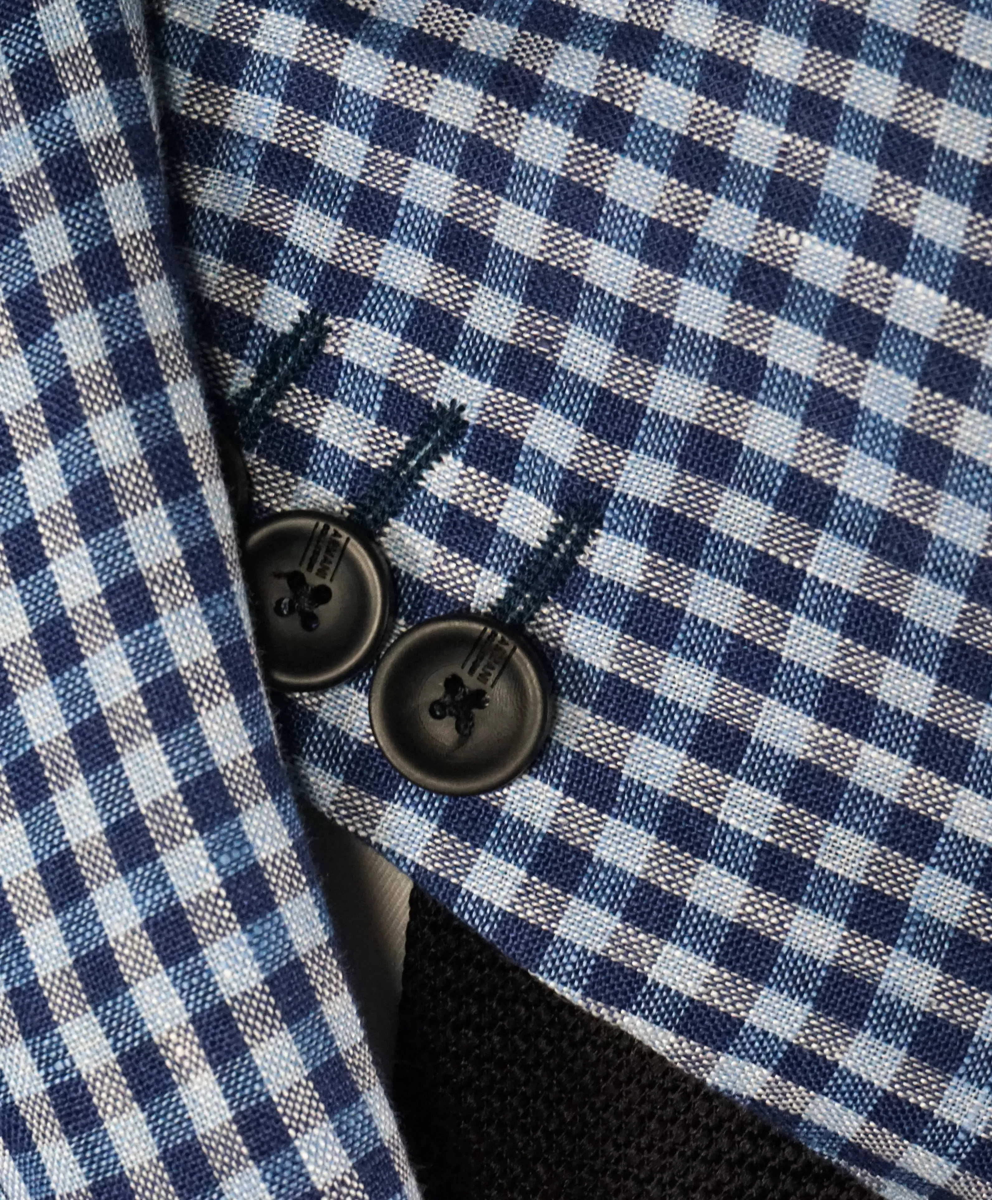 ARMANI COLLEZIONI - Blue & Navy Plaid Check Ultra Light Linen Blazer- 40R