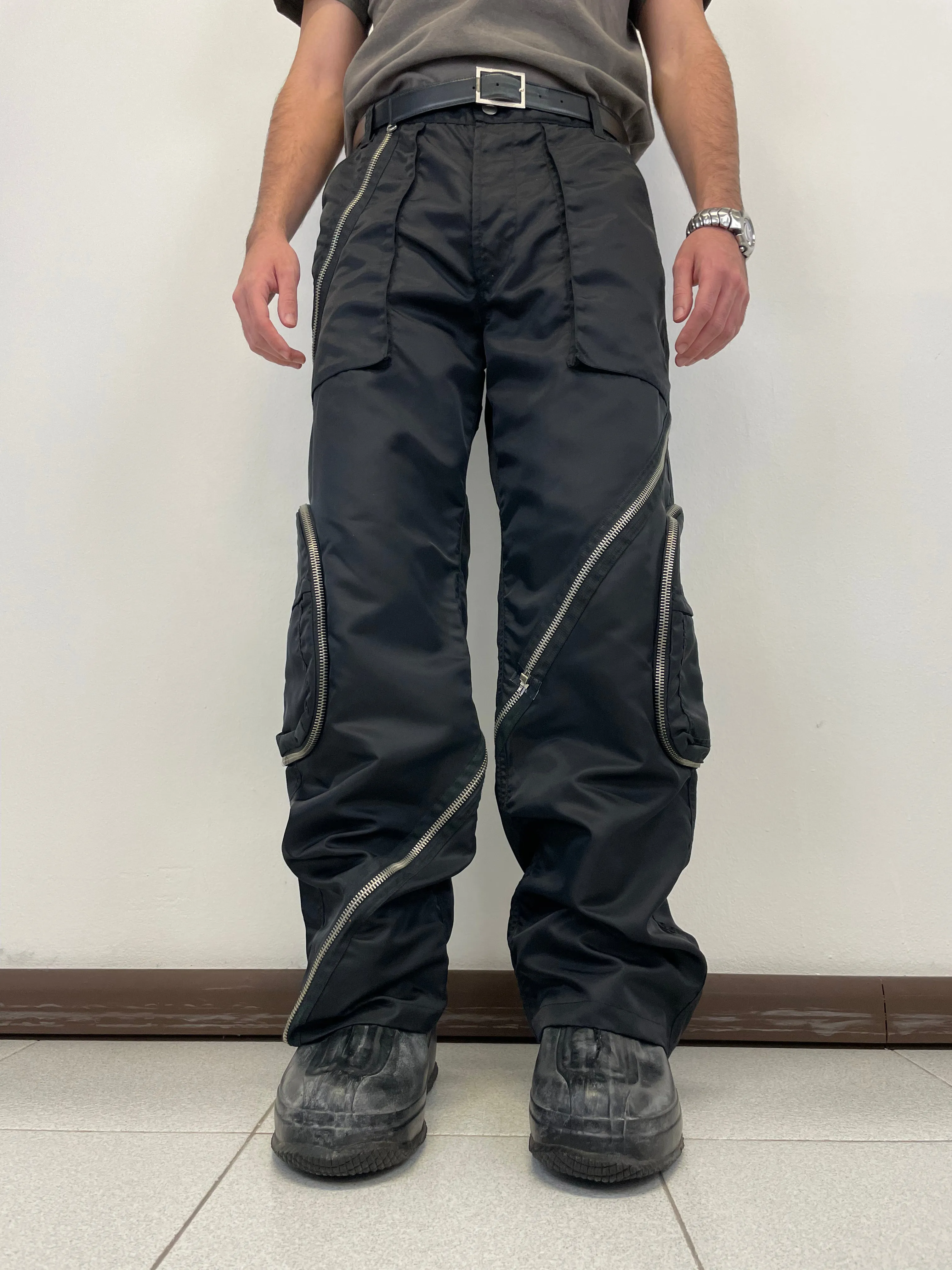 AW2003 D&G tornado cargo pants