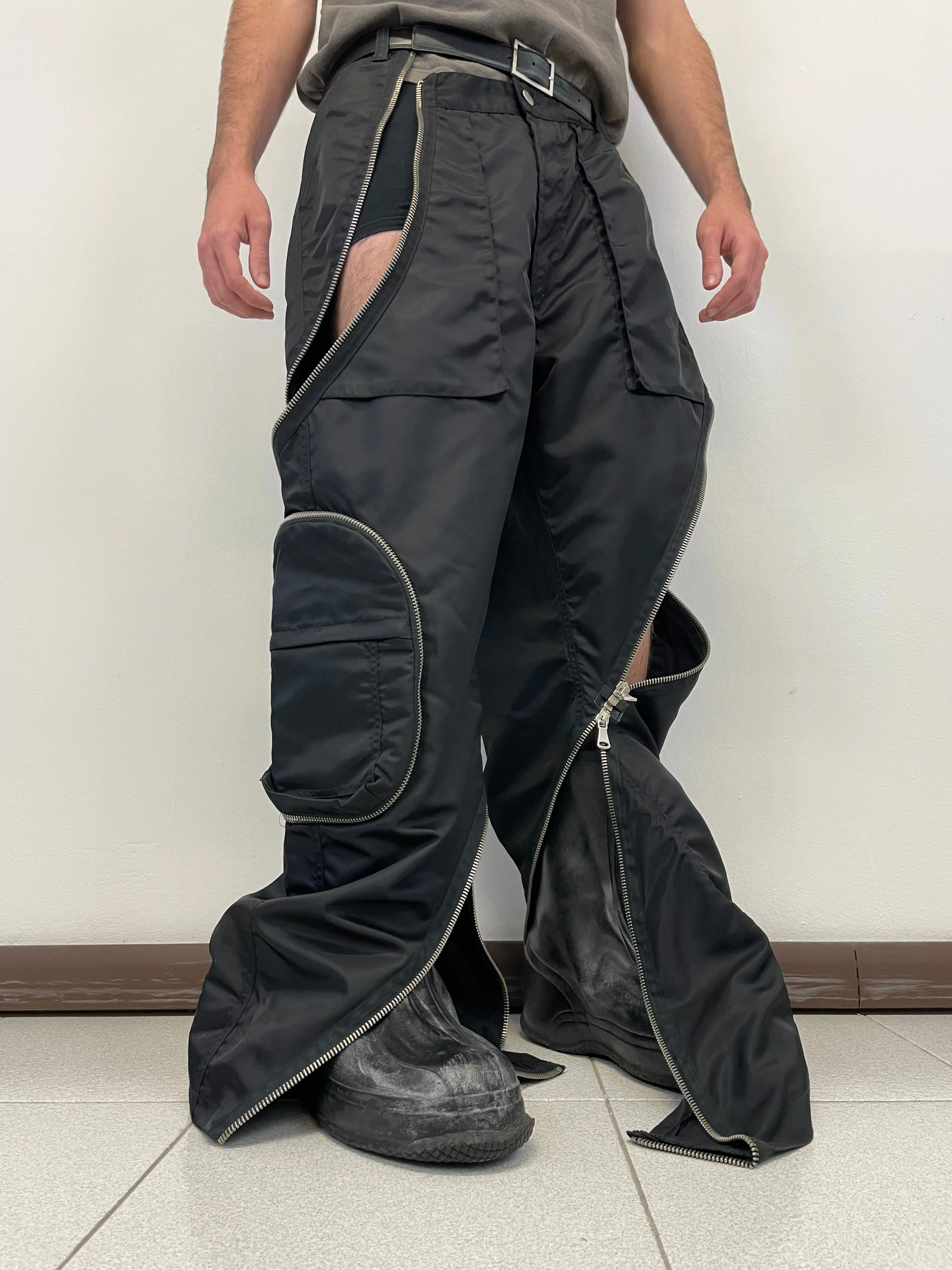 AW2003 D&G tornado cargo pants