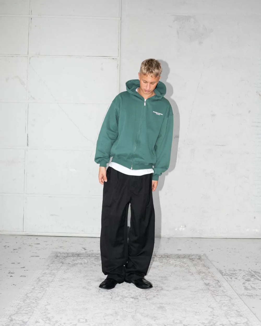 Baggy Linen Pants black