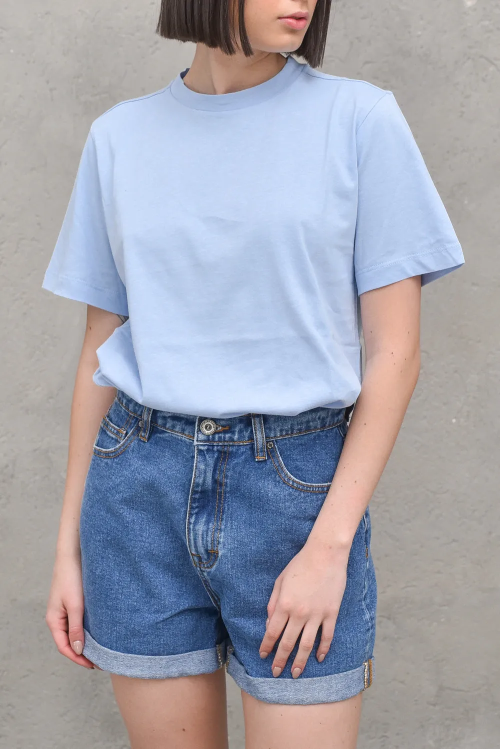 Basic Tee - Light Blue