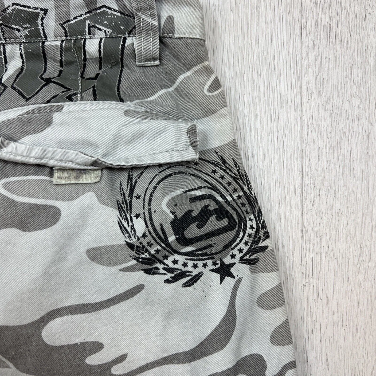 Billabong Mens Y2K Vintage Grey Camo Cargo Pants Size 32