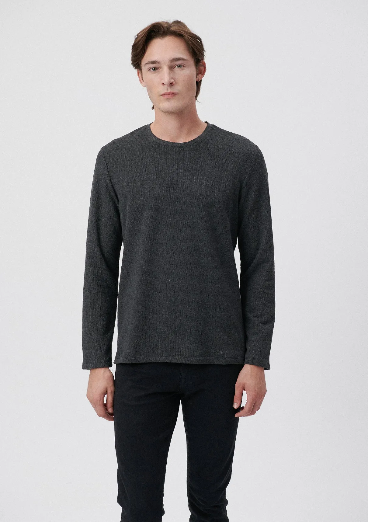 Black Basic Tee