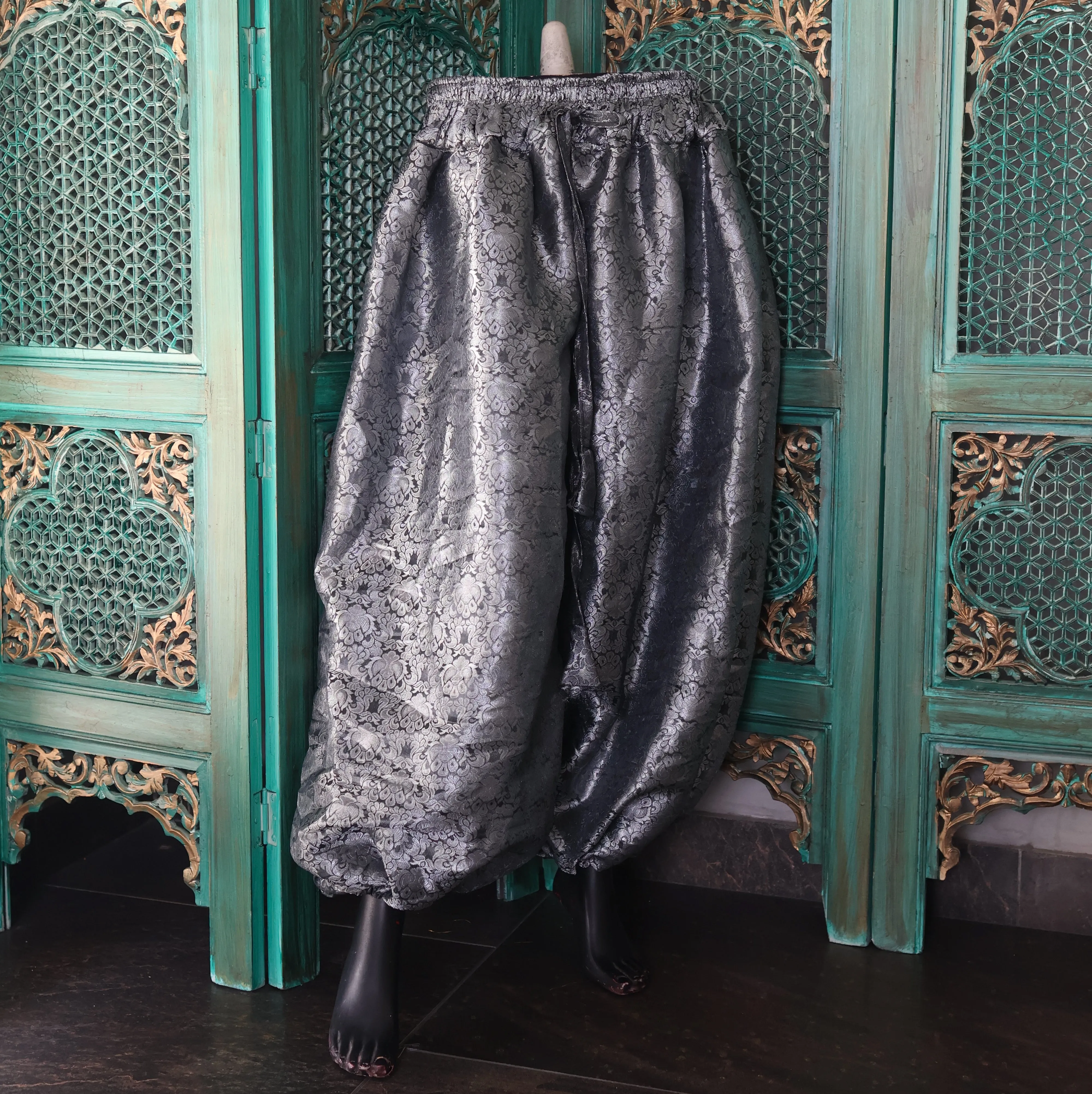 bloomer banarsi black/silver