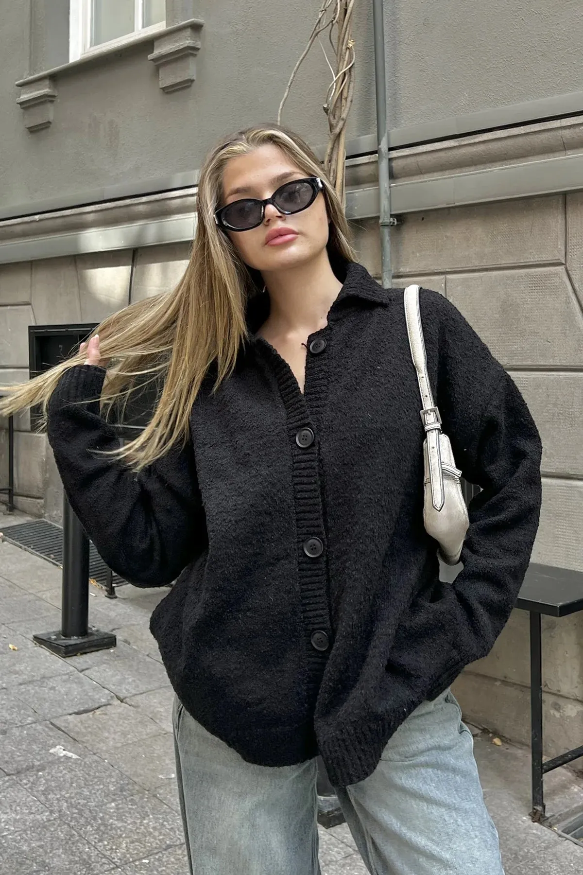 Buttoned Polo Collar Knit Cardigan