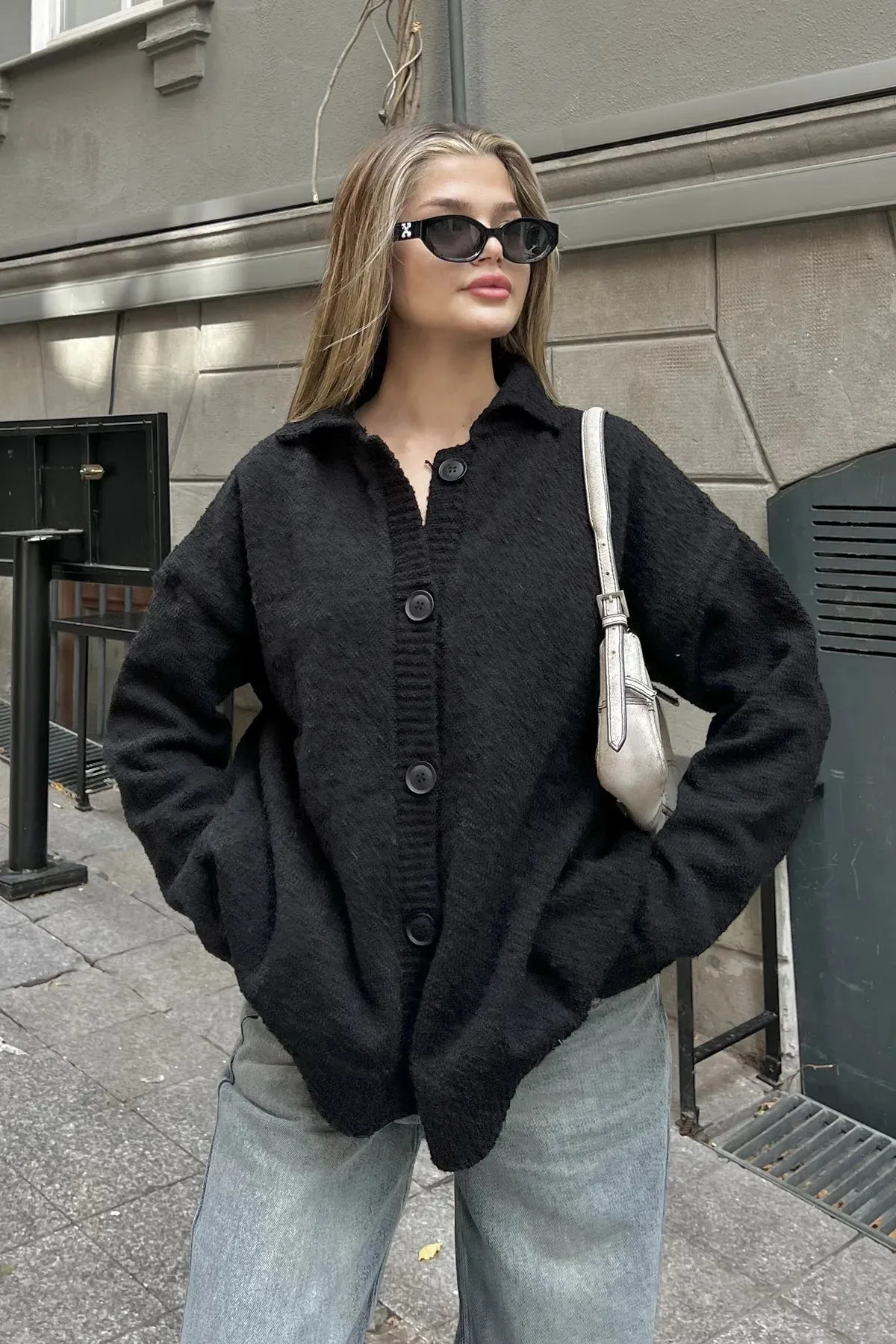 Buttoned Polo Collar Knit Cardigan