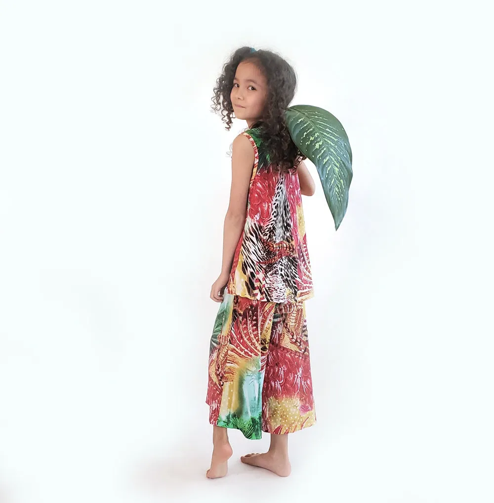 Clearance! Swing Tank in Aloha