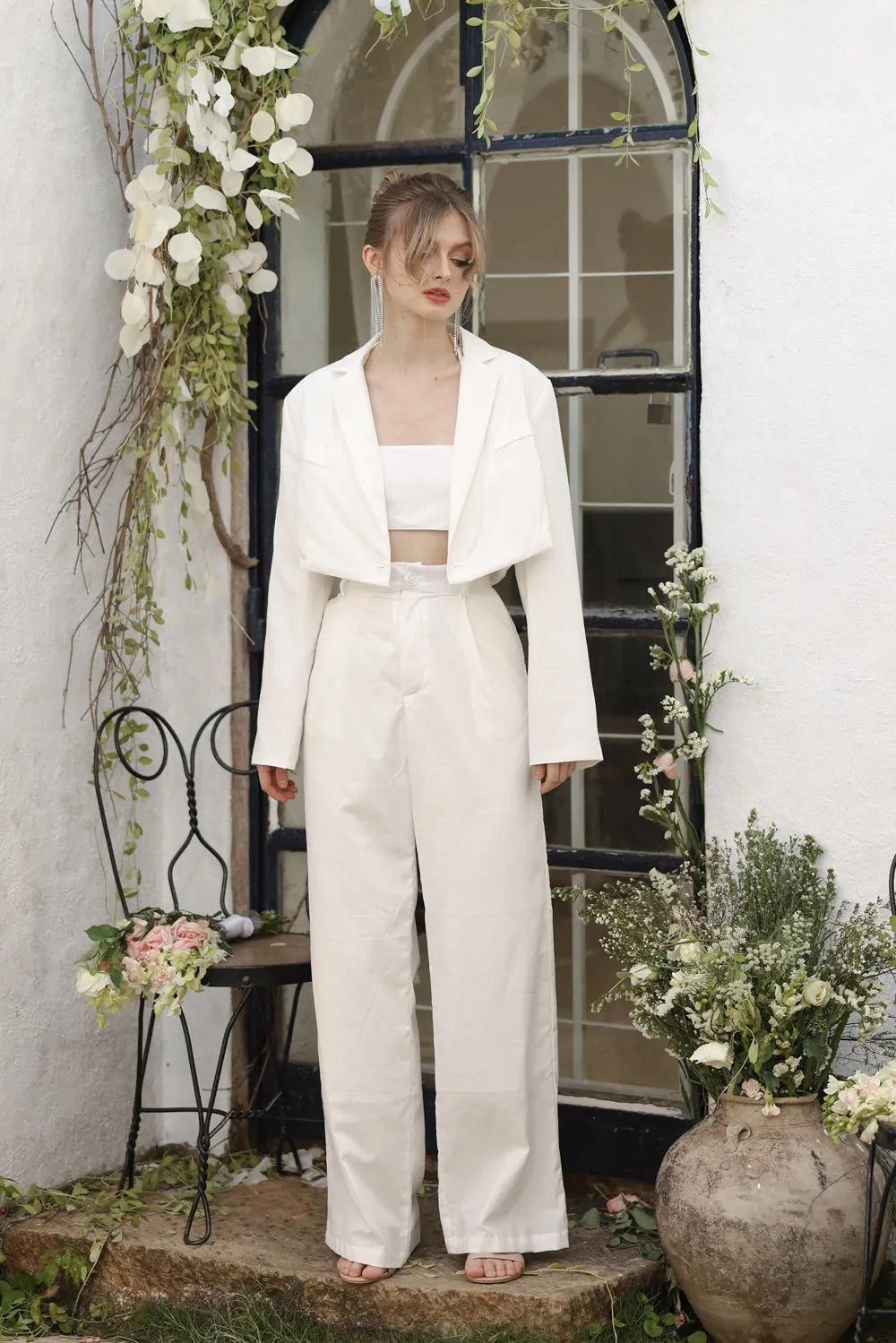 Discounted! GIUSTINA 3 PIECE SET Crop Blazer with Crop Bandeau and Pleated Trouser (White Linen)
