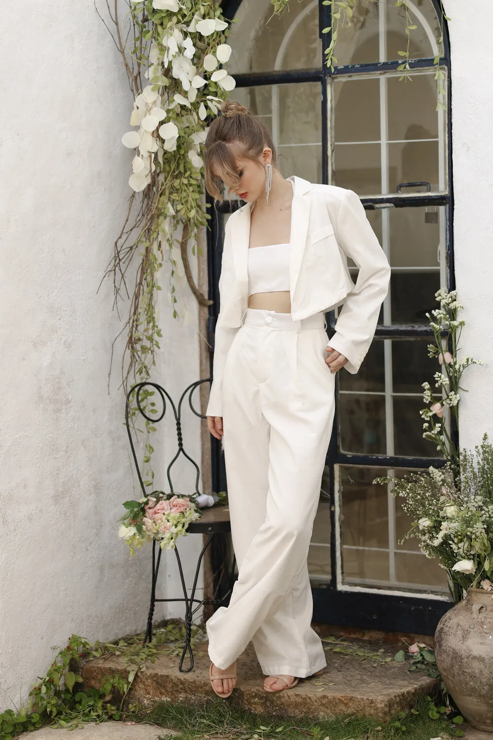 Discounted! GIUSTINA 3 PIECE SET Crop Blazer with Crop Bandeau and Pleated Trouser (White Linen)