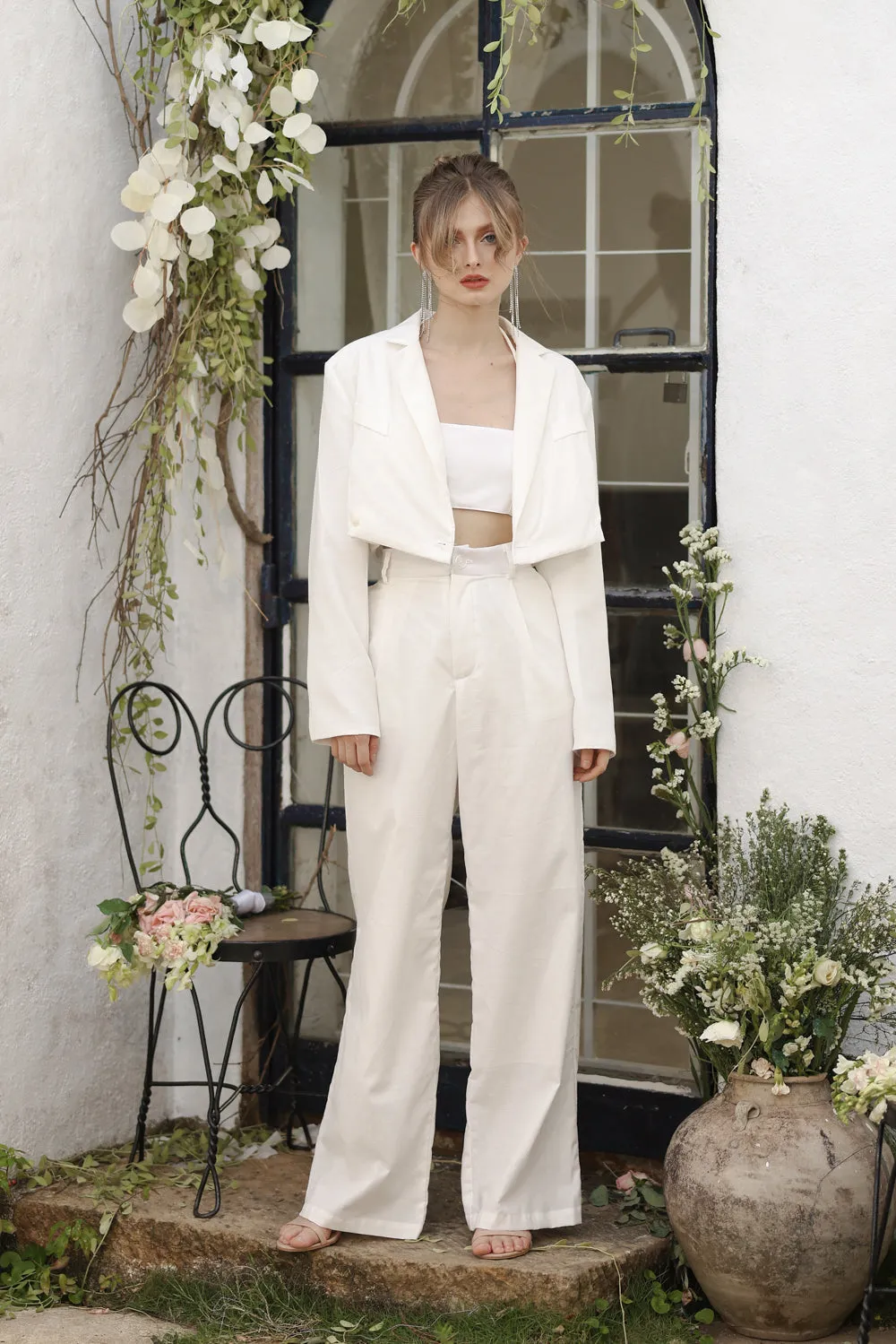 Discounted! GIUSTINA 3 PIECE SET Crop Blazer with Crop Bandeau and Pleated Trouser (White Linen)