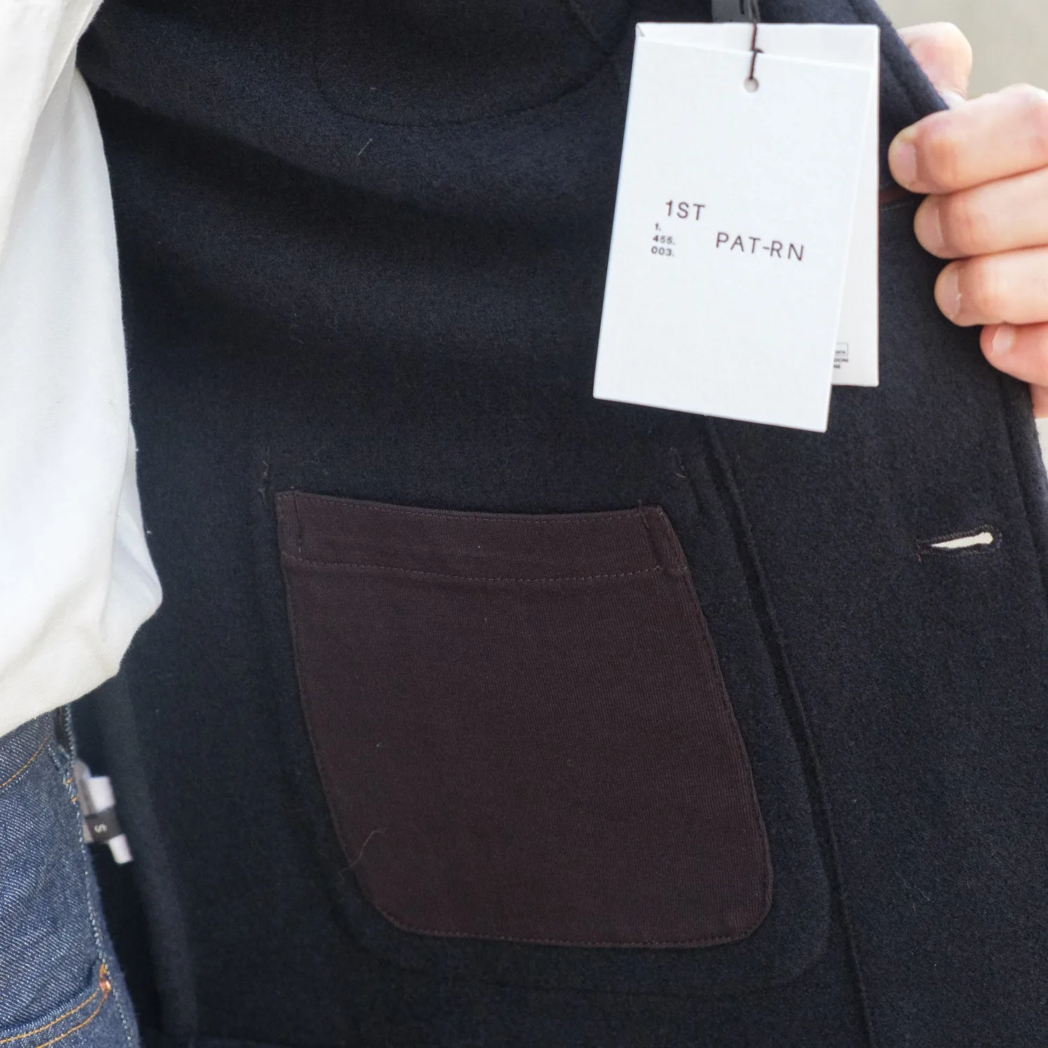 Field Blazer 19 Micron Wool in Black