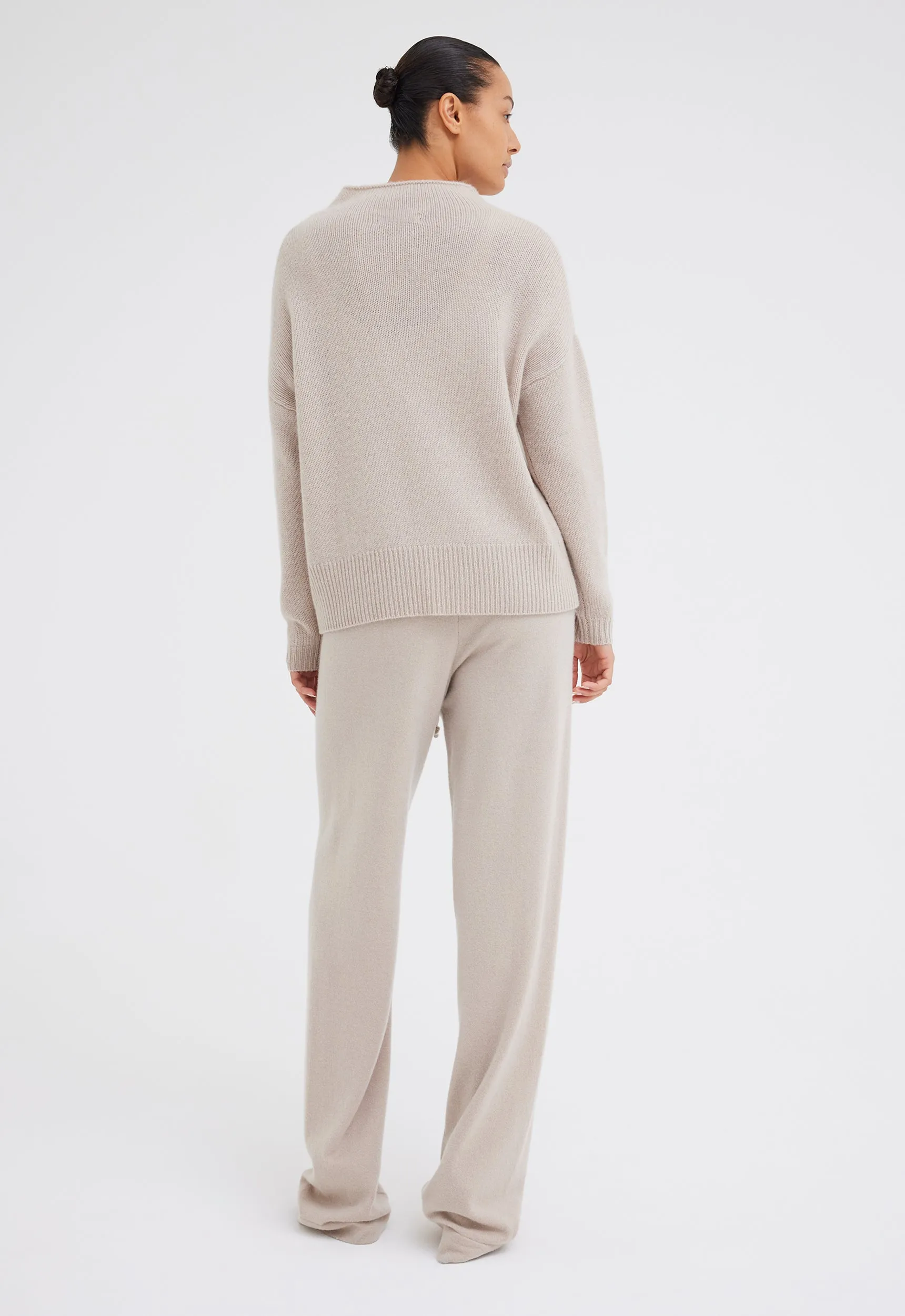 Grayson Cashmere Sweater - Flaxen Beige