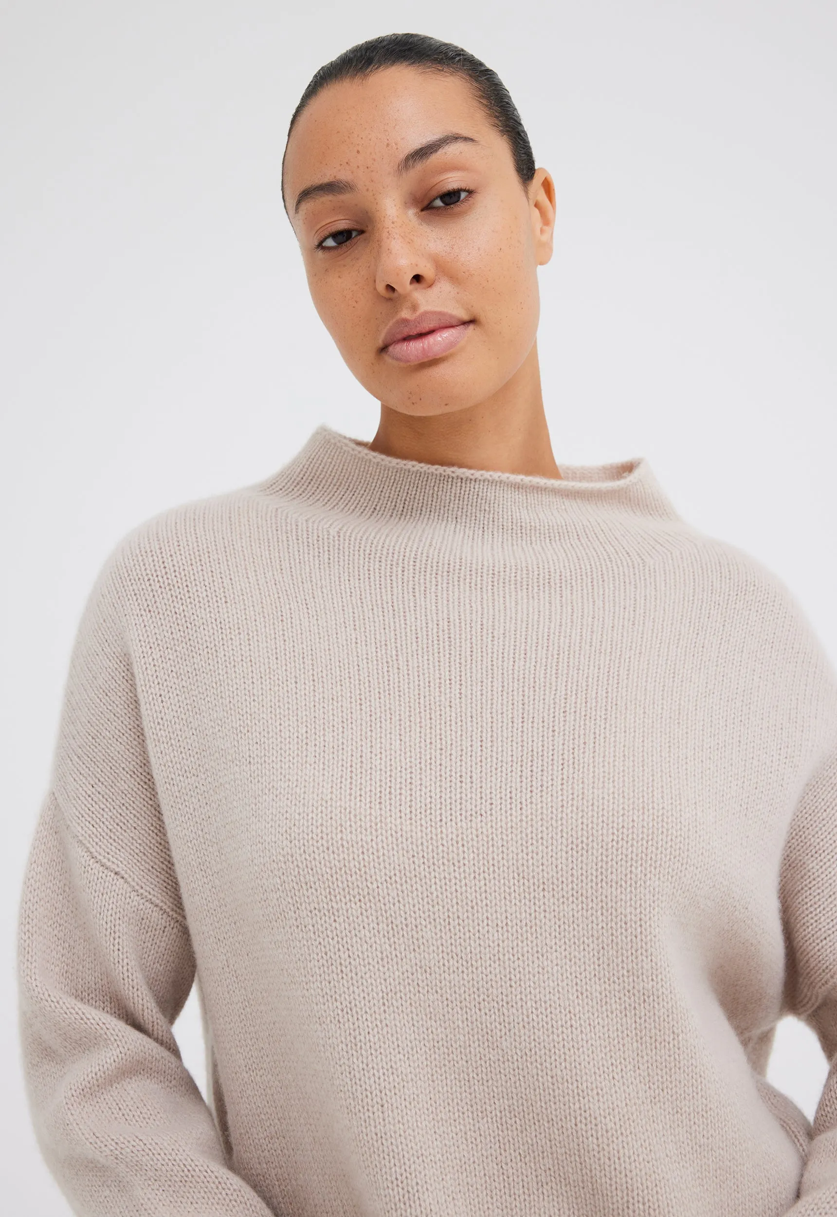 Grayson Cashmere Sweater - Flaxen Beige