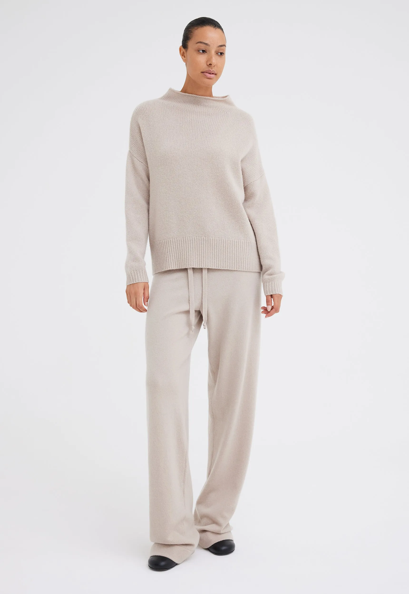 Grayson Cashmere Sweater - Flaxen Beige