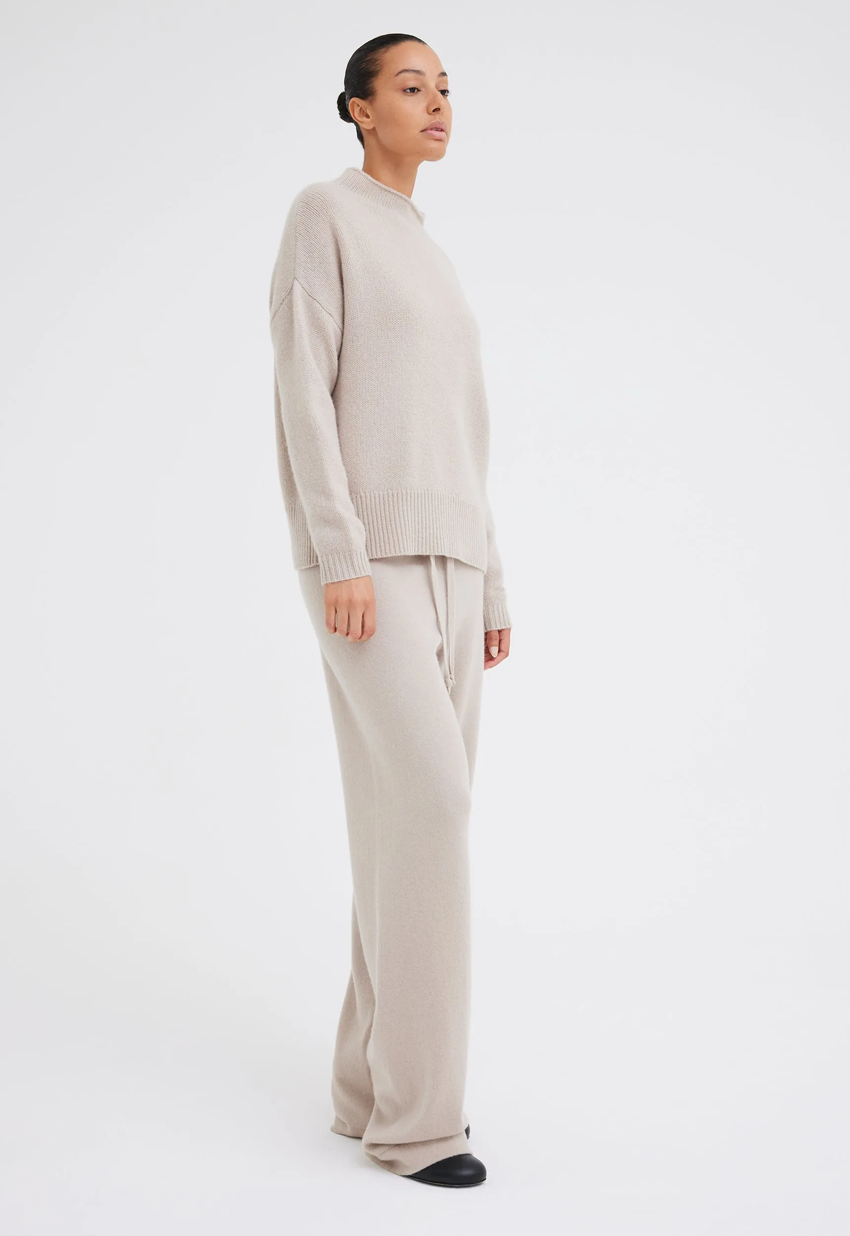 Grayson Cashmere Sweater - Flaxen Beige