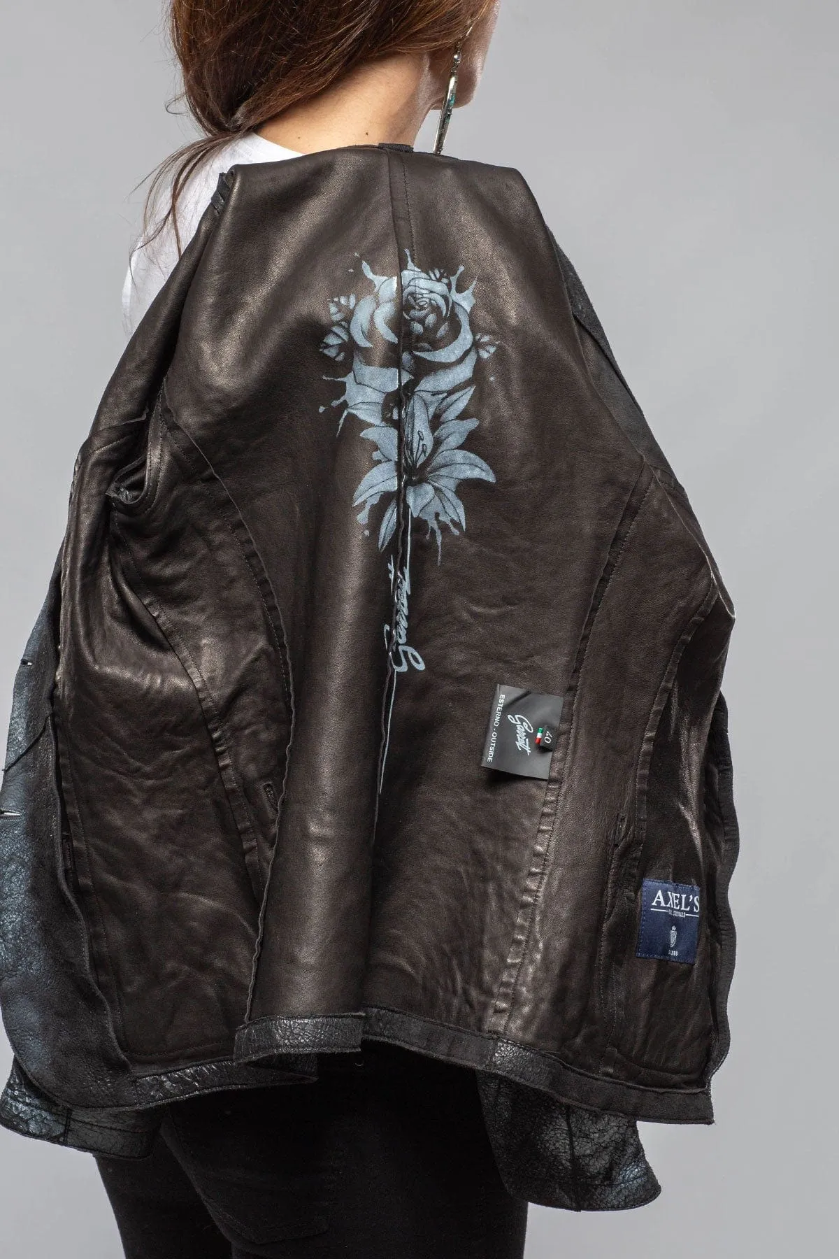 Greta Distressed Leather Blazer In Charcoal