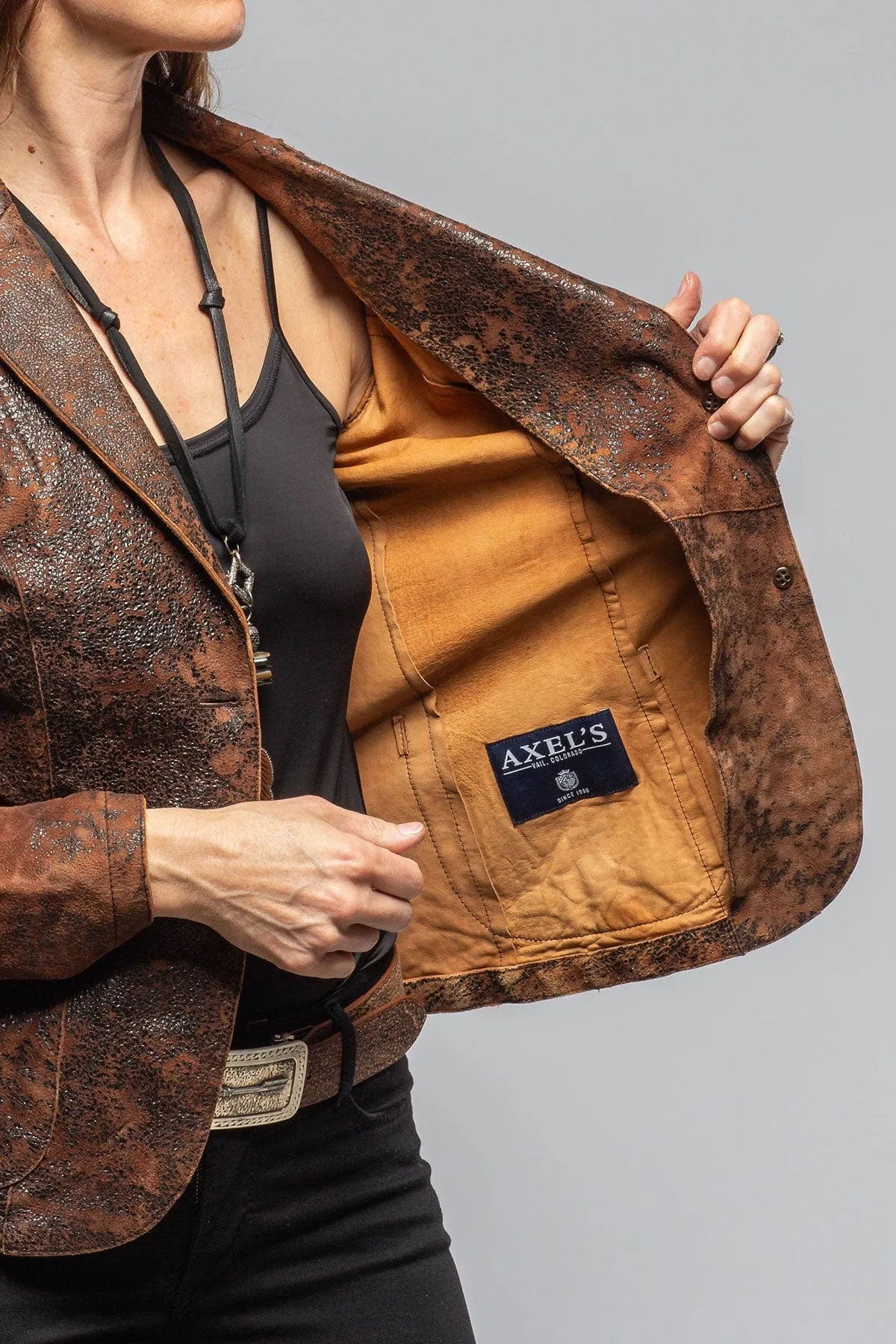 Greta Distressed Leather Blazer In Tobacco