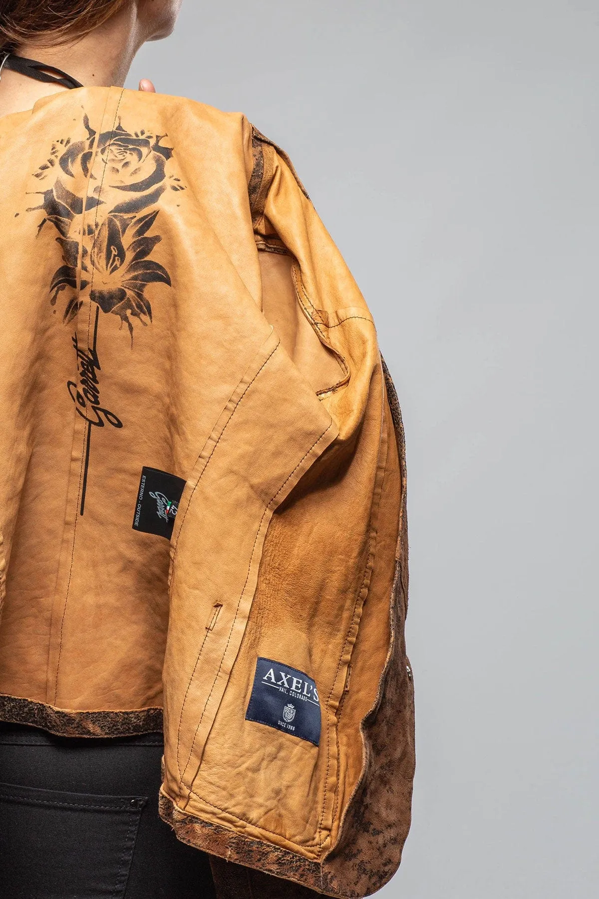 Greta Distressed Leather Blazer In Tobacco