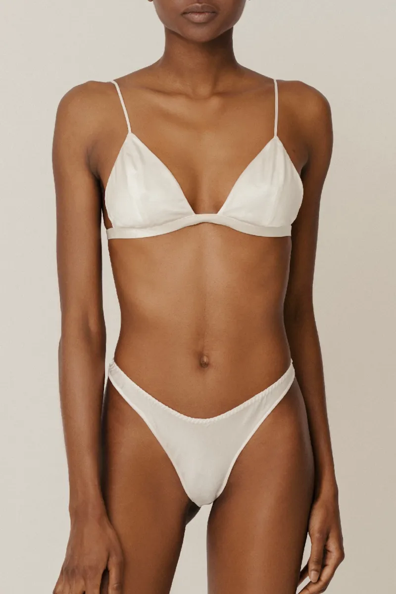 IVY IVORY: SOFT CUP TRIANGLE BRA TOP
