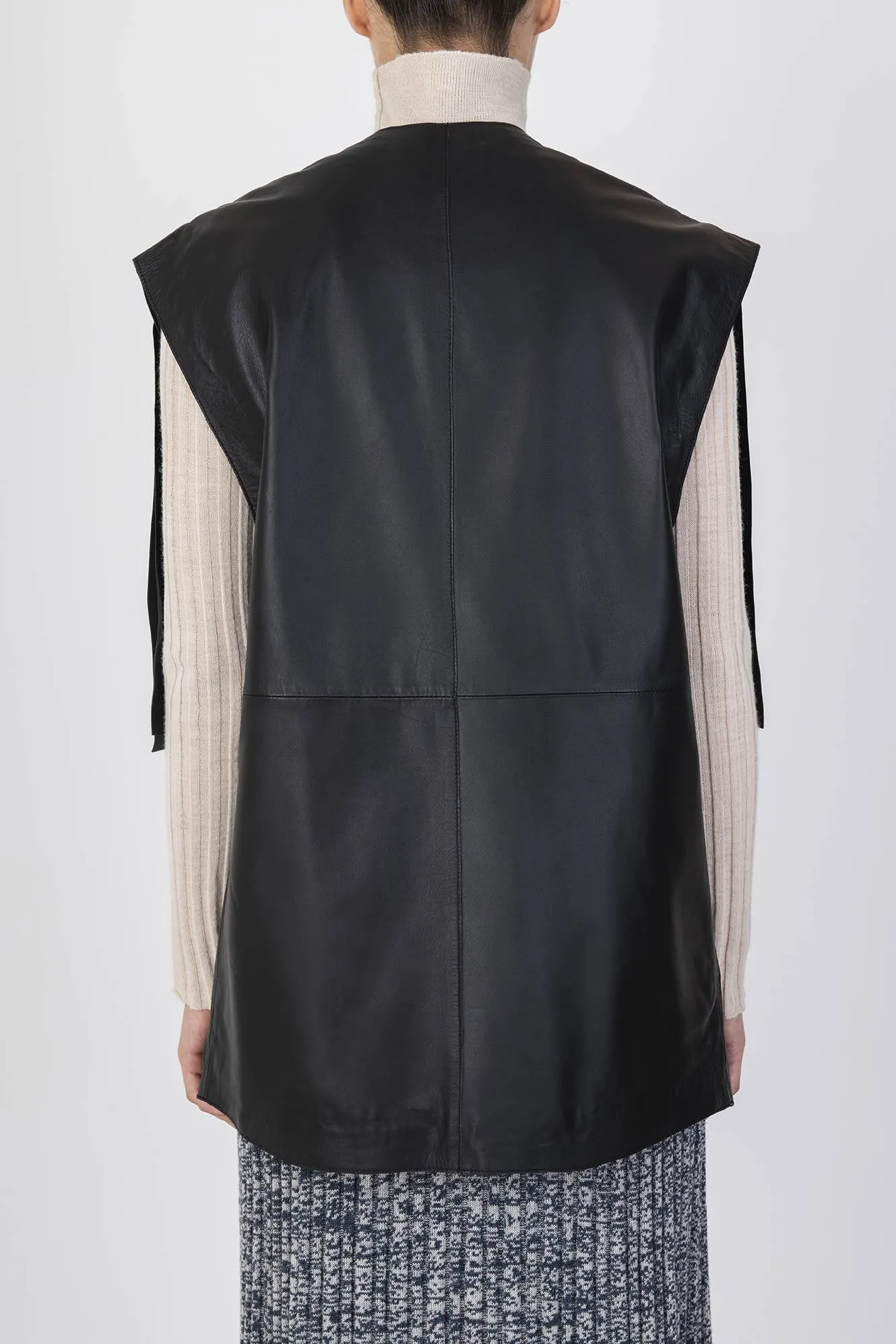 LEATHER GILET