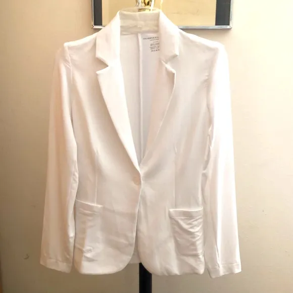 Majestic Filatures French touch Soft Touch Blazer size Tall 1 size Small