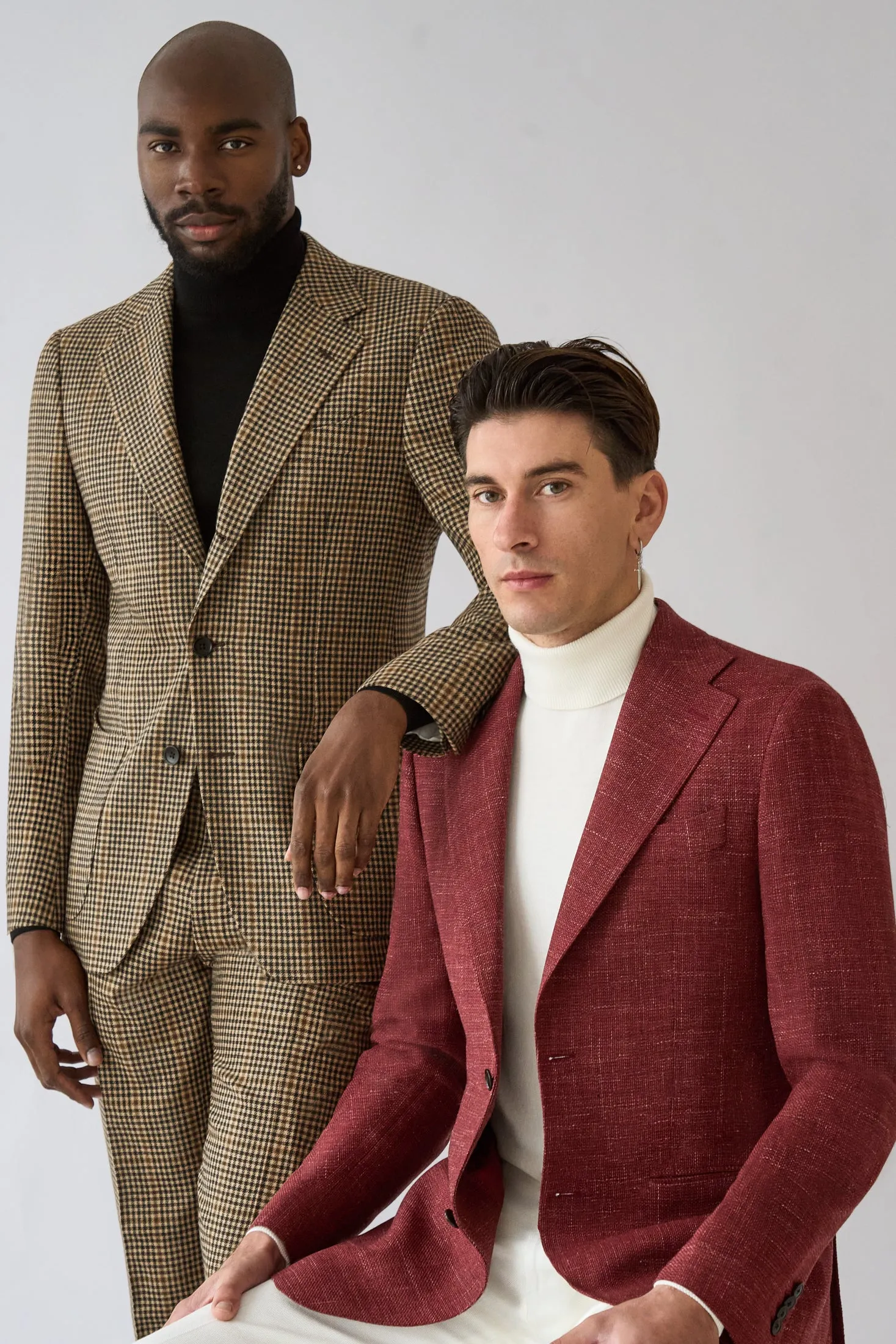 New SUITREVIEW Elmhurst Berry Red Wool and Linen Blazer