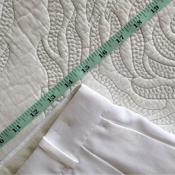 NWT - J. Crew - Long Pleated Trouser Short in Drapey Viscose - White