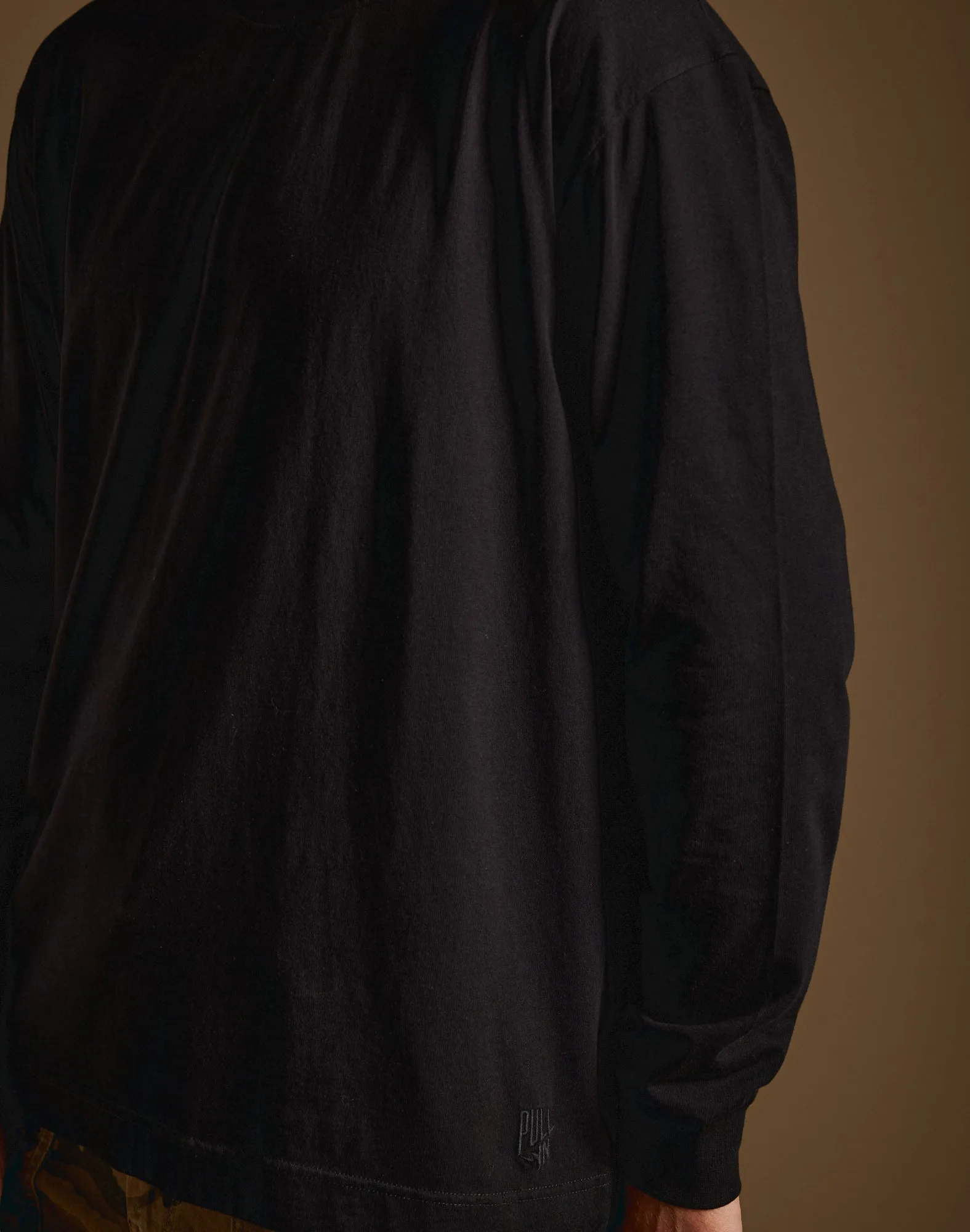 Pull-in TSH Long Sleeve Black