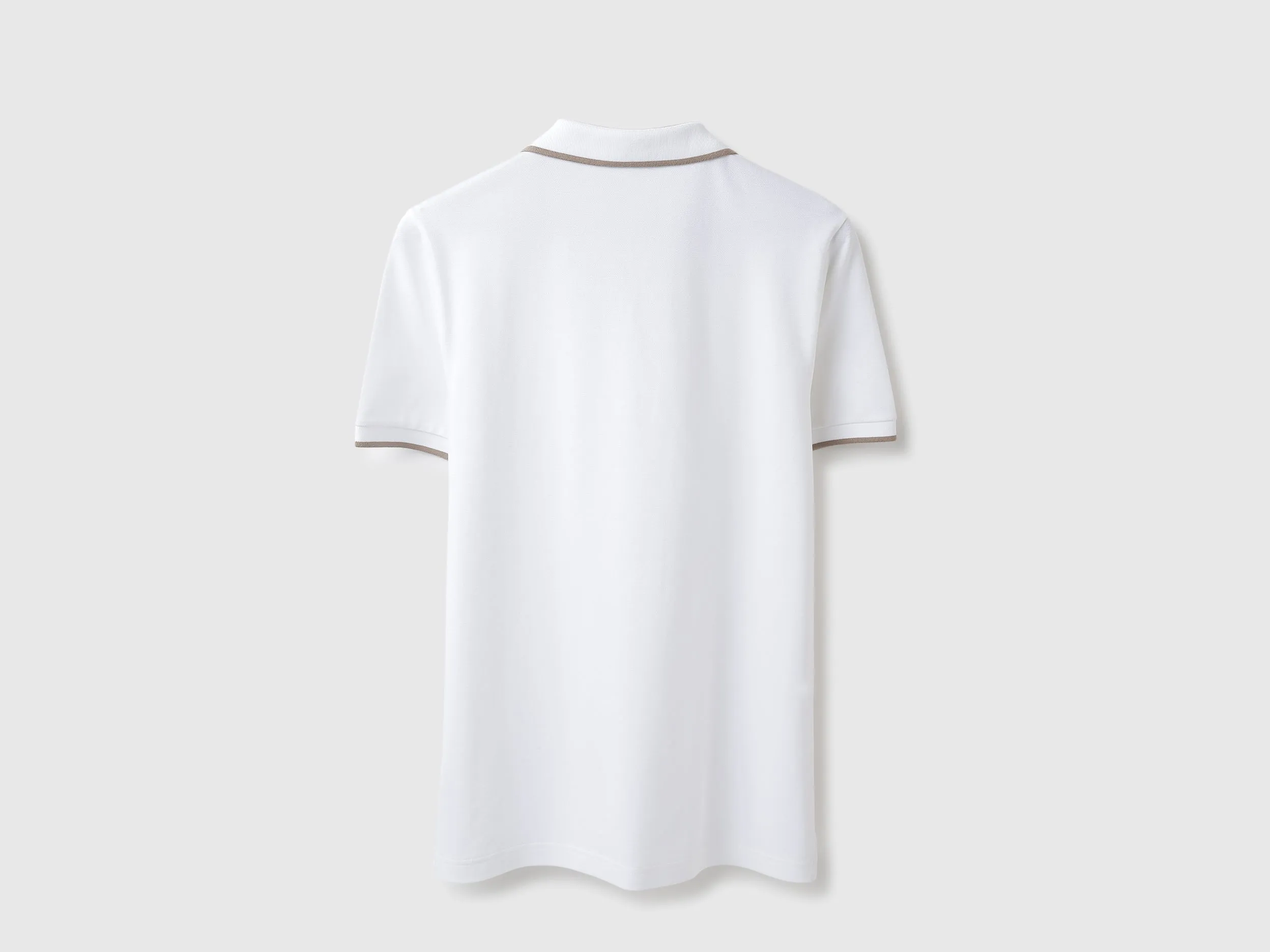 Regular Fit Johny Collar Solid Tshirt