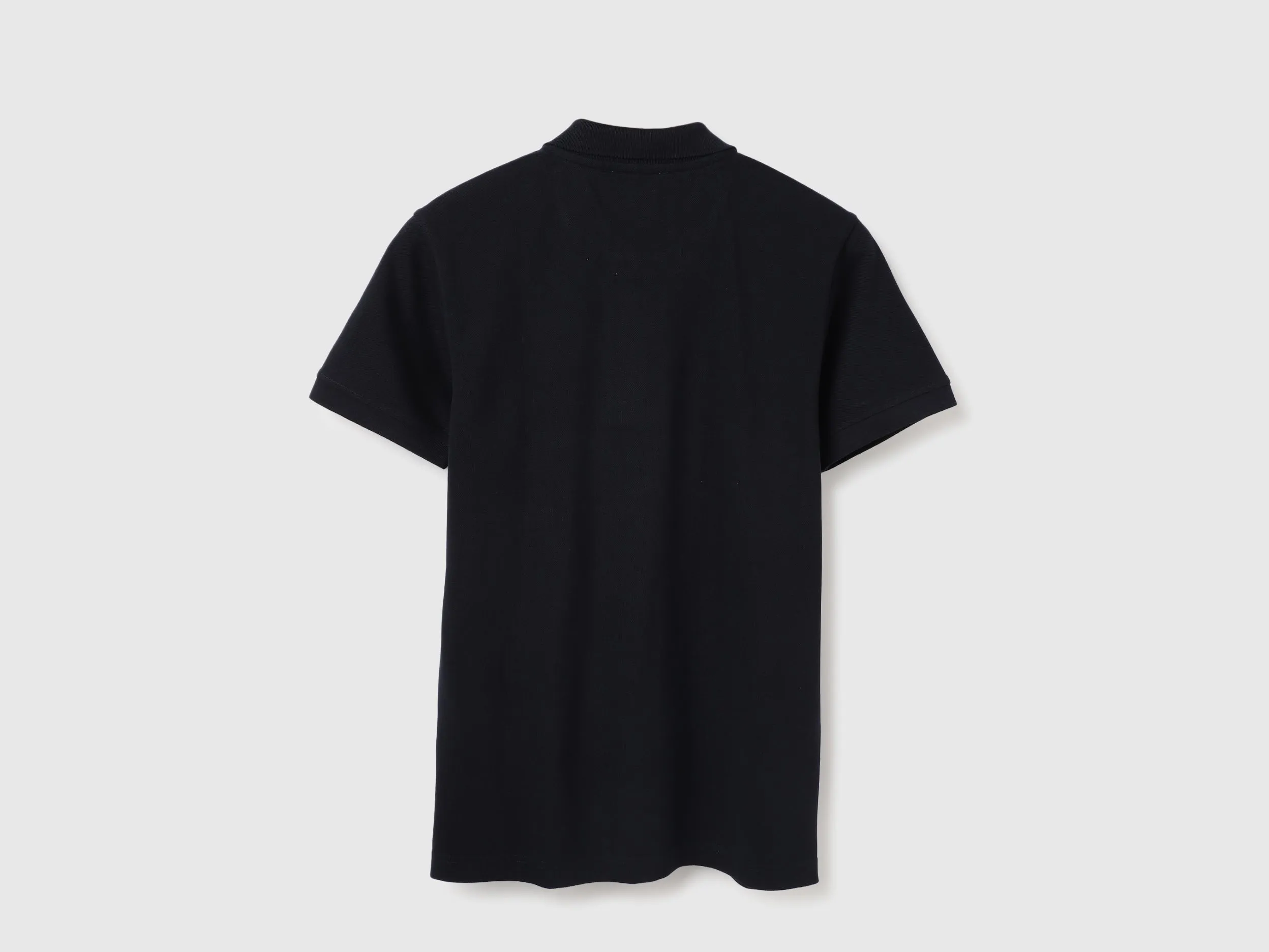 Regular Fit Polo Neck Solid Tshirt