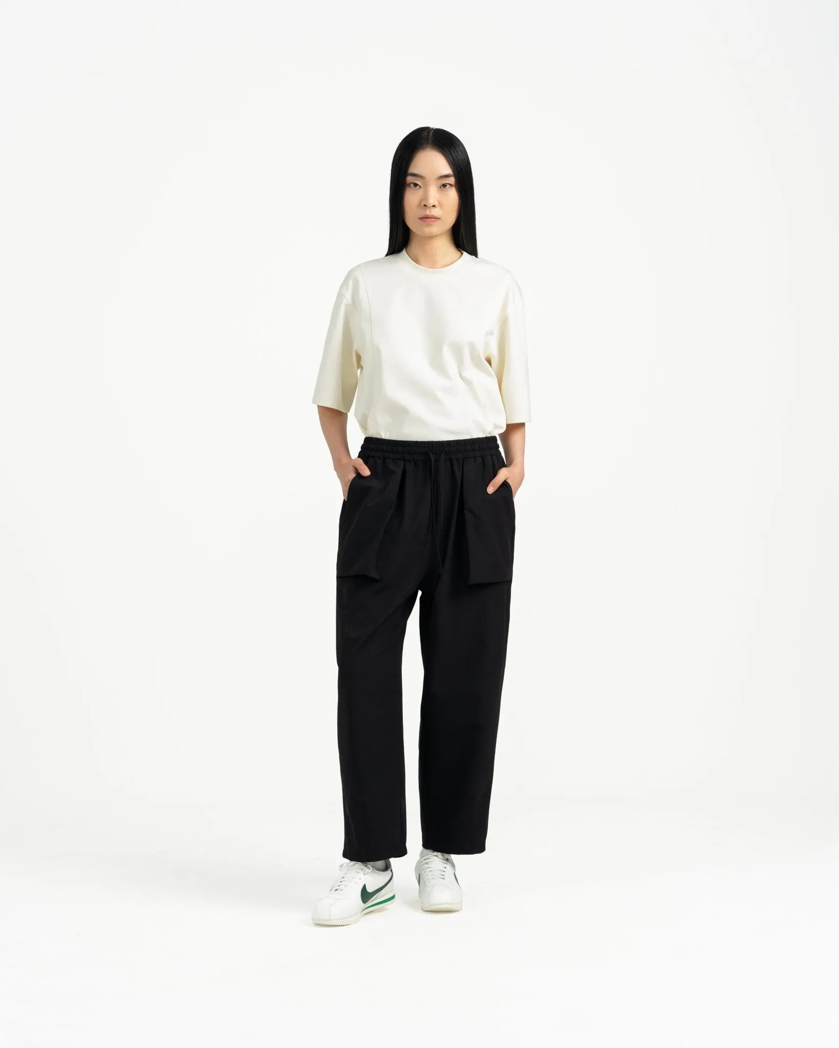 Relaxed Elasticated Trousers 2.0 - Black