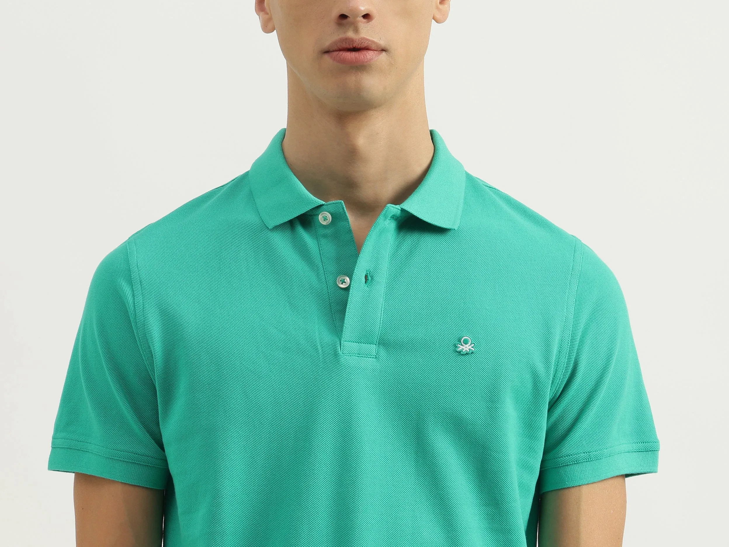 Relaxed Fit Polo Neck Solid Tshirt