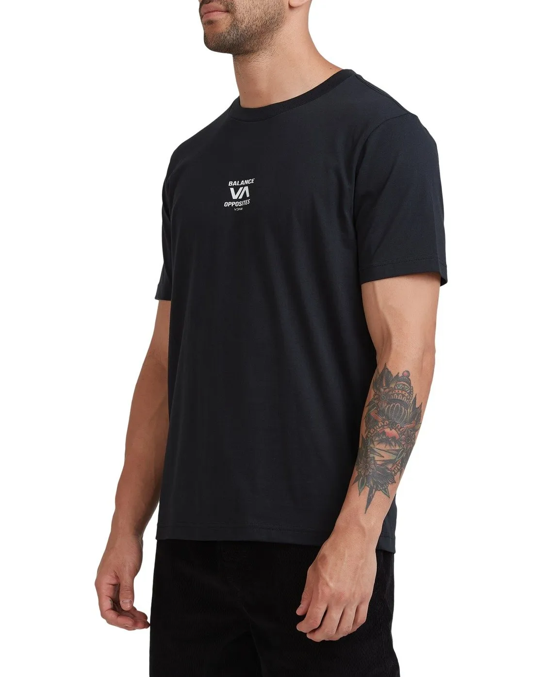 Rvca Trainer Short Sleeve Tee