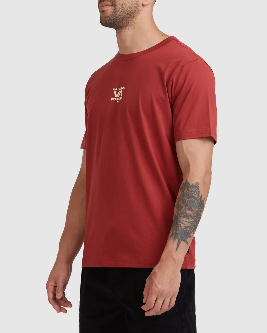 Rvca Trainer Short Sleeve Tee