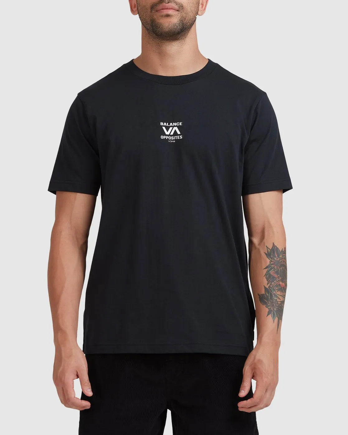 Rvca Trainer Short Sleeve Tee