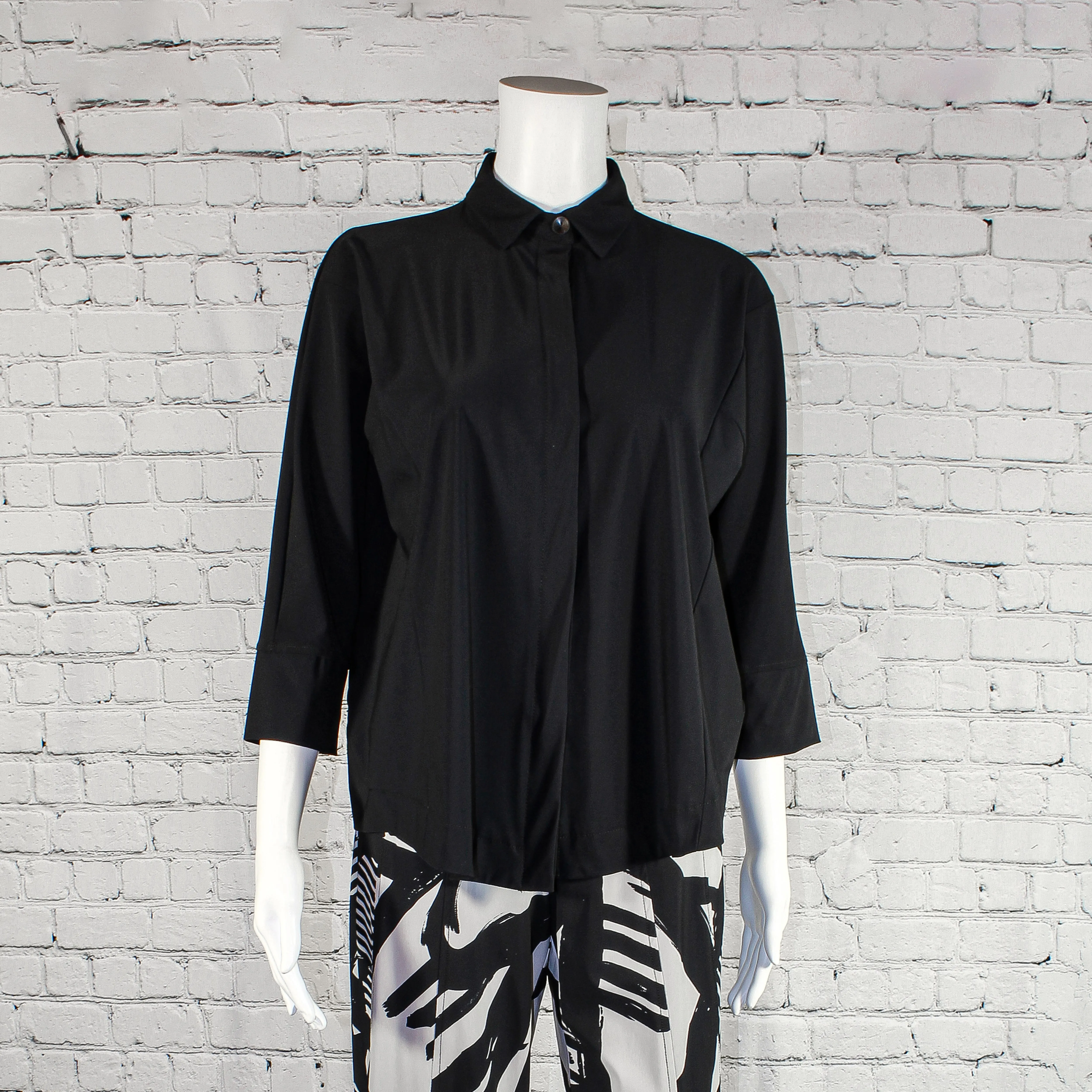 SALE! Delvine Top in Black by Porto