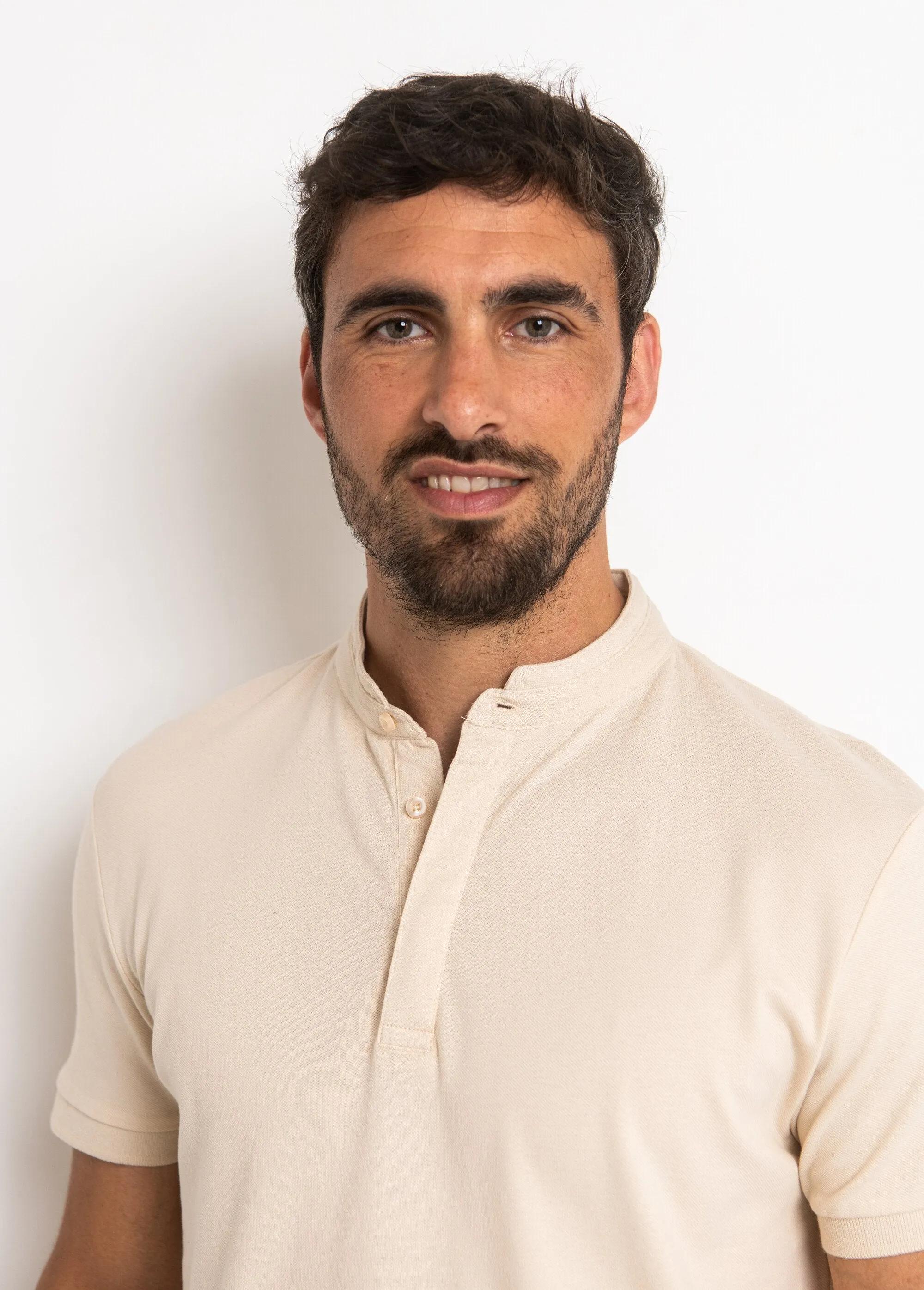 Short sleeve polo shirt with mandarin collar
