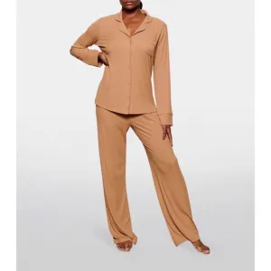 SKIMS Sleep Set Long Sleeve Pajama Top   Pants Camel 4X