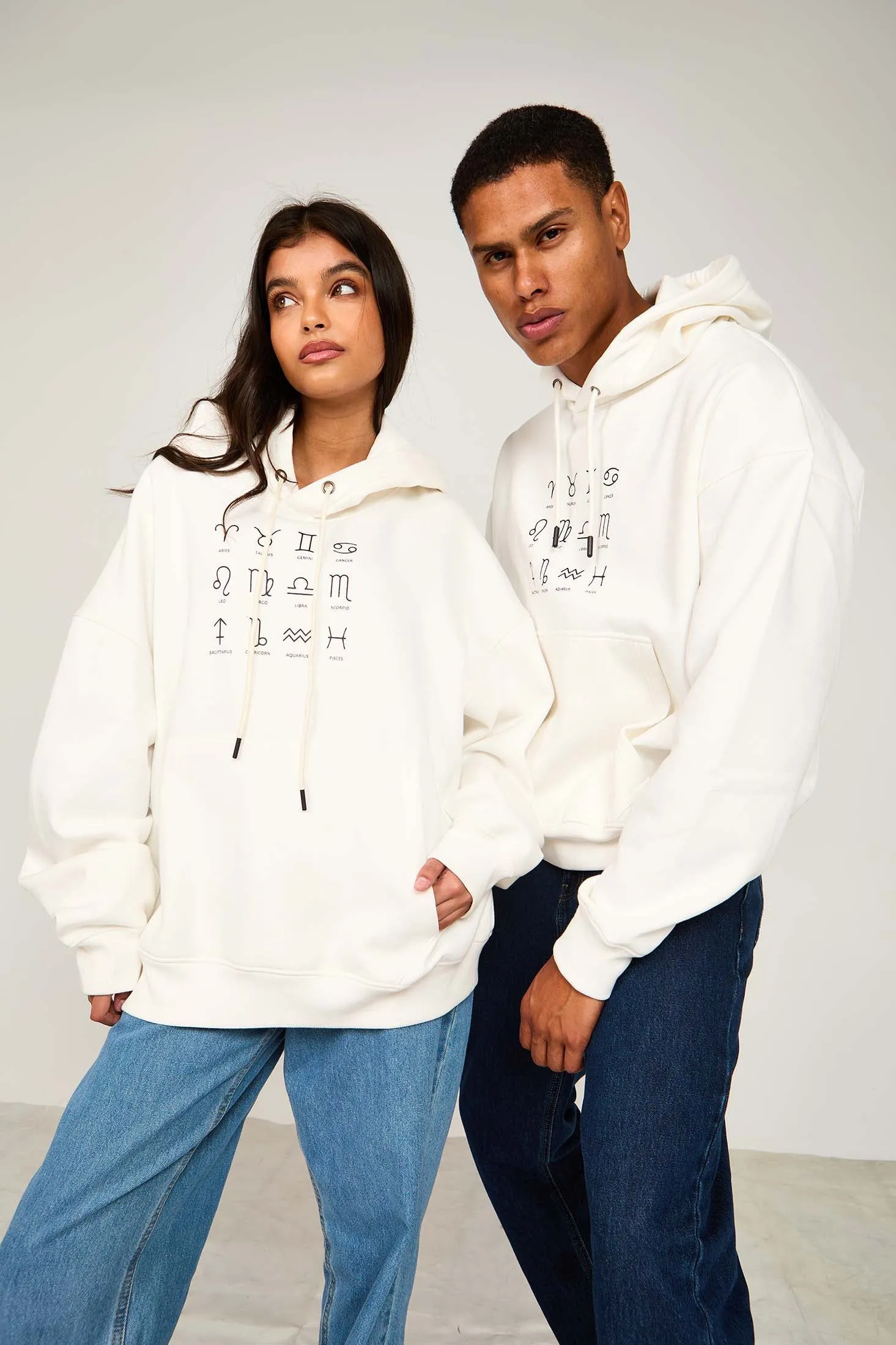 Unisex Sweat Shirt  Loose Fit Printed Hoodie off white