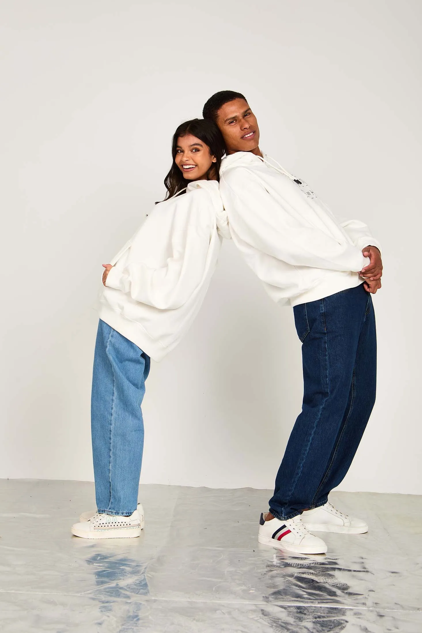 Unisex Sweat Shirt  Loose Fit Printed Hoodie off white