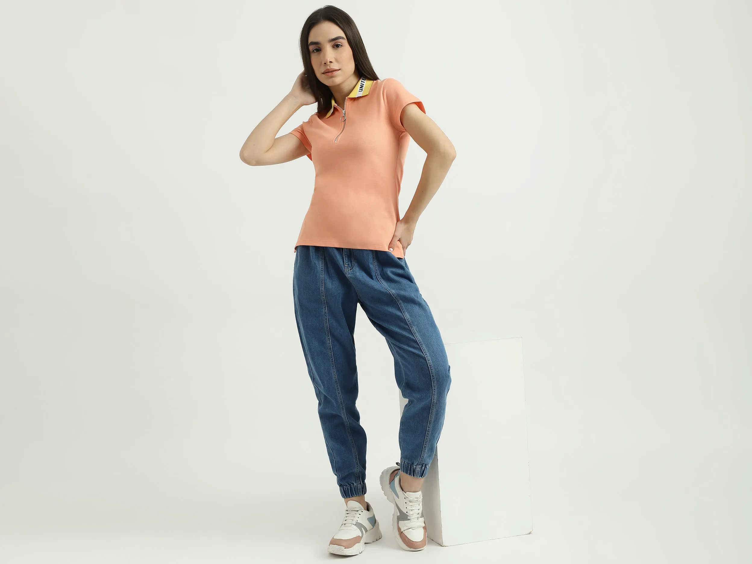 Women Solid Polo Collar T-shirt