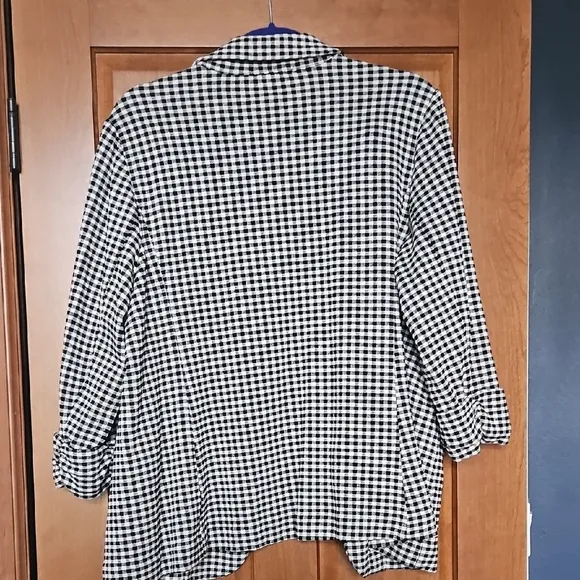 Women's Black and White Houndstooth Blazer