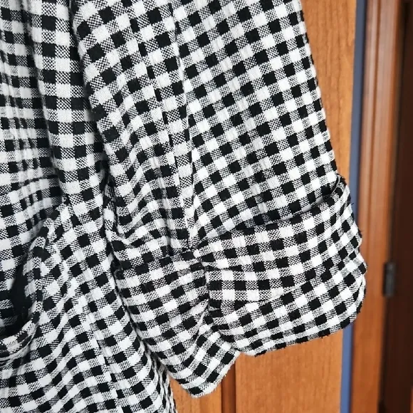 Women's Black and White Houndstooth Blazer