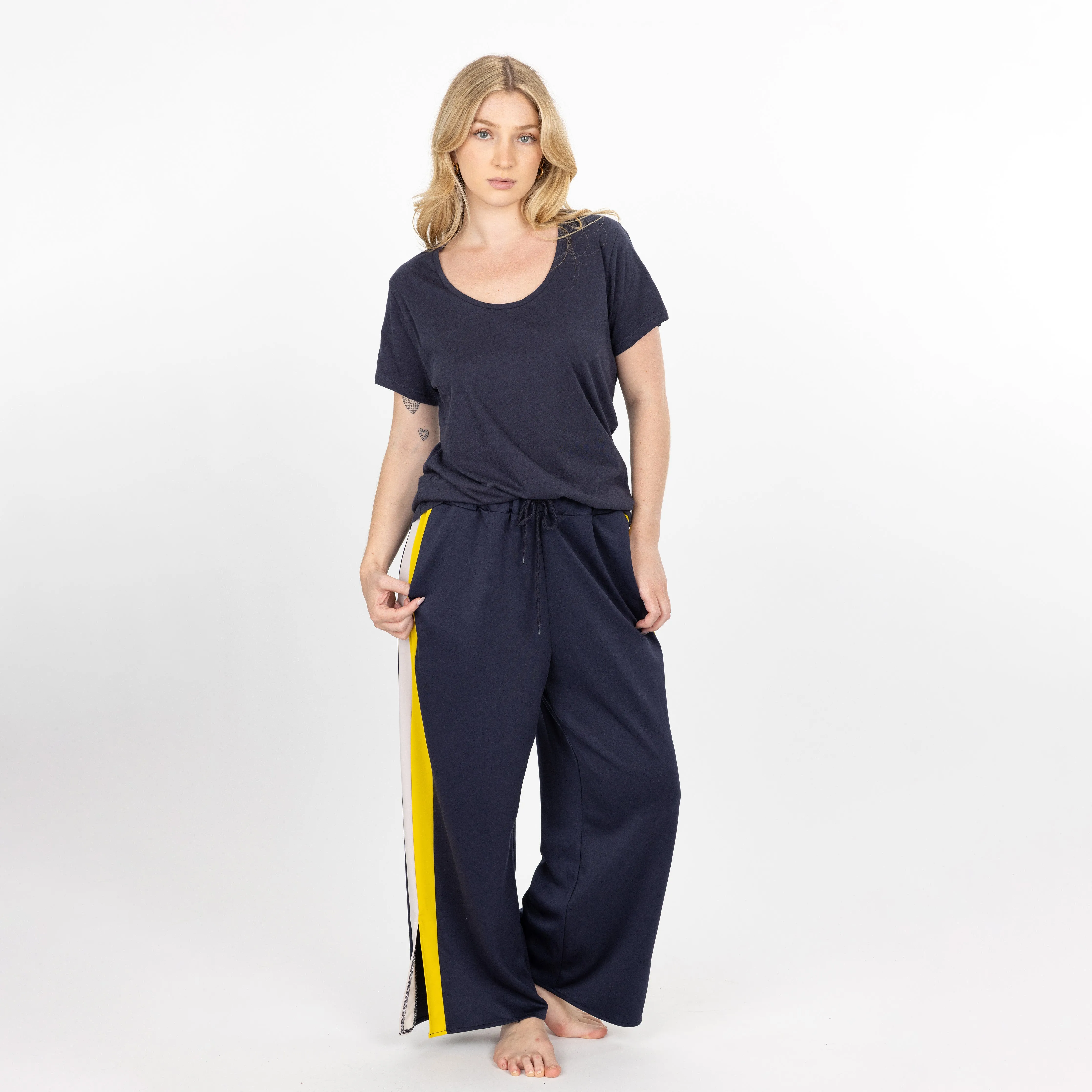 Womens Scoop Neck Tee - Navy Blazer