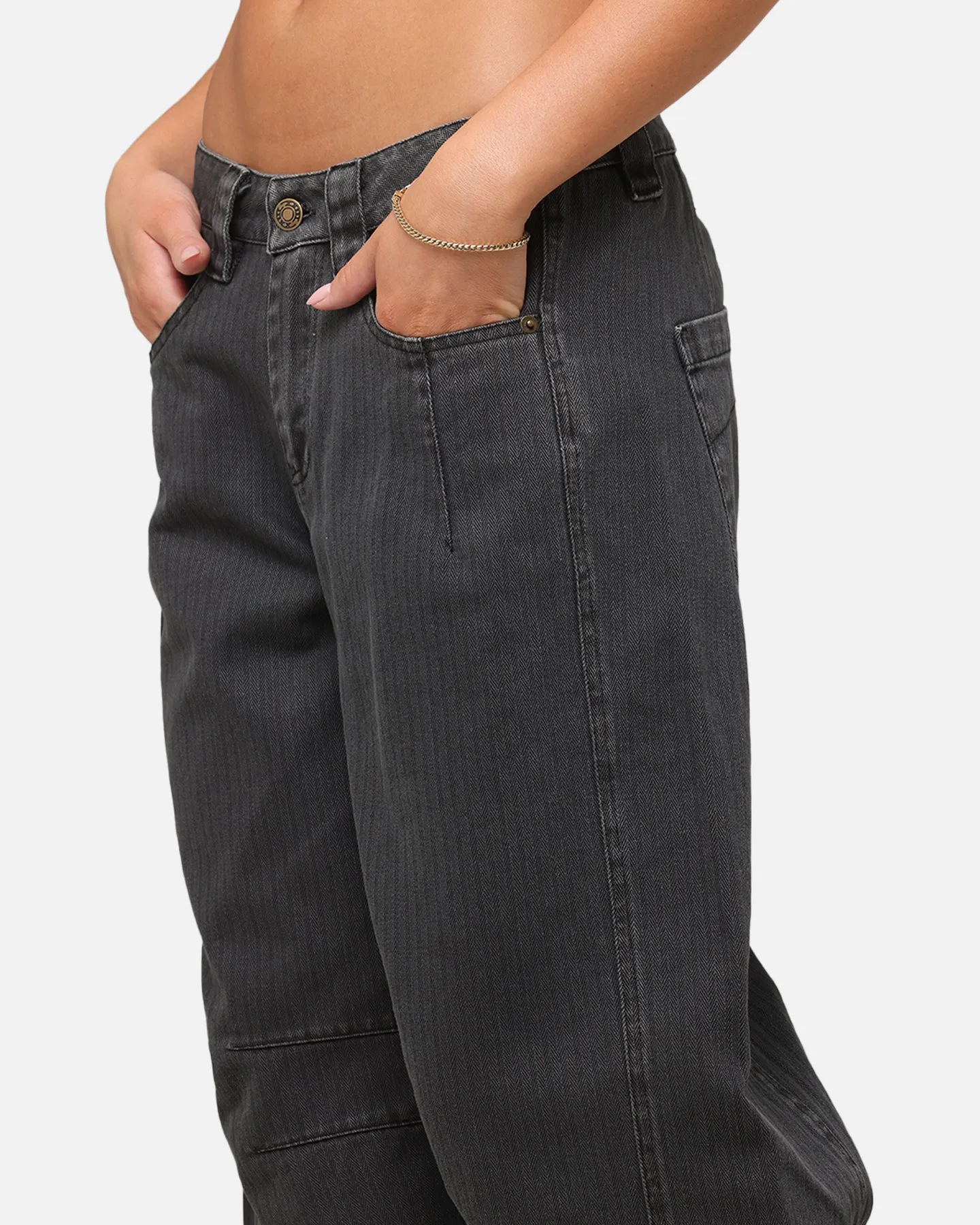 XXIII Women's Barrel Leg Pant Washed Black